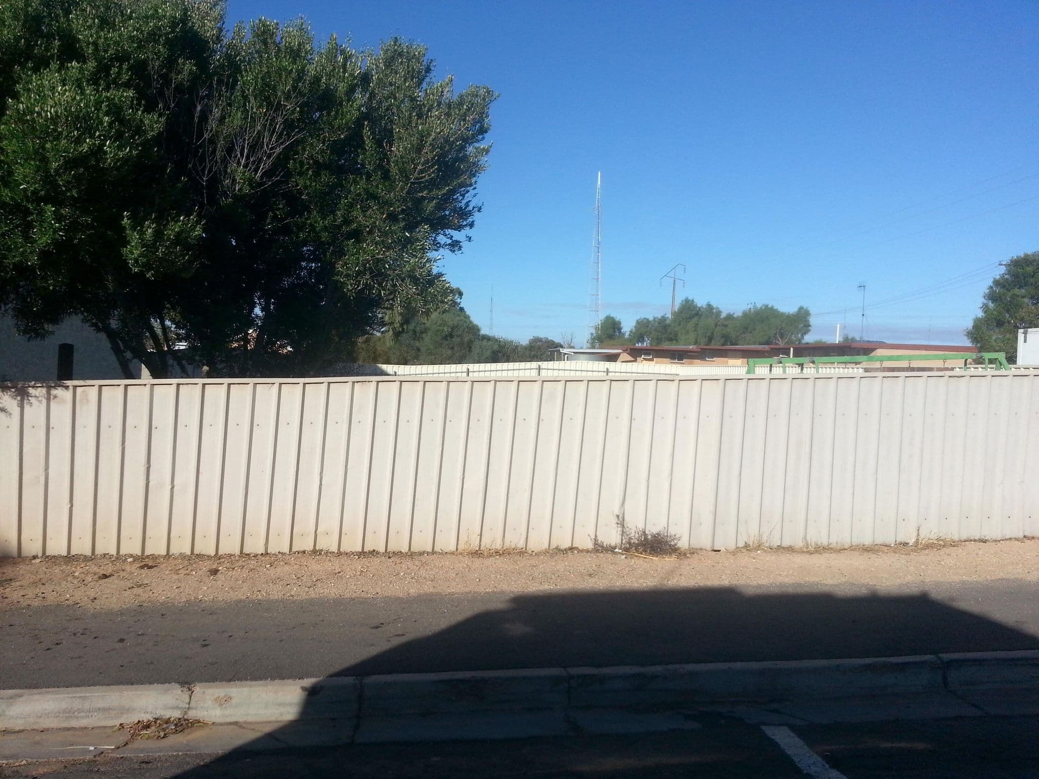Street view near Terminus Hotel, Waikerie — © bob3bob3 (CC BY-SA · Mapillary)