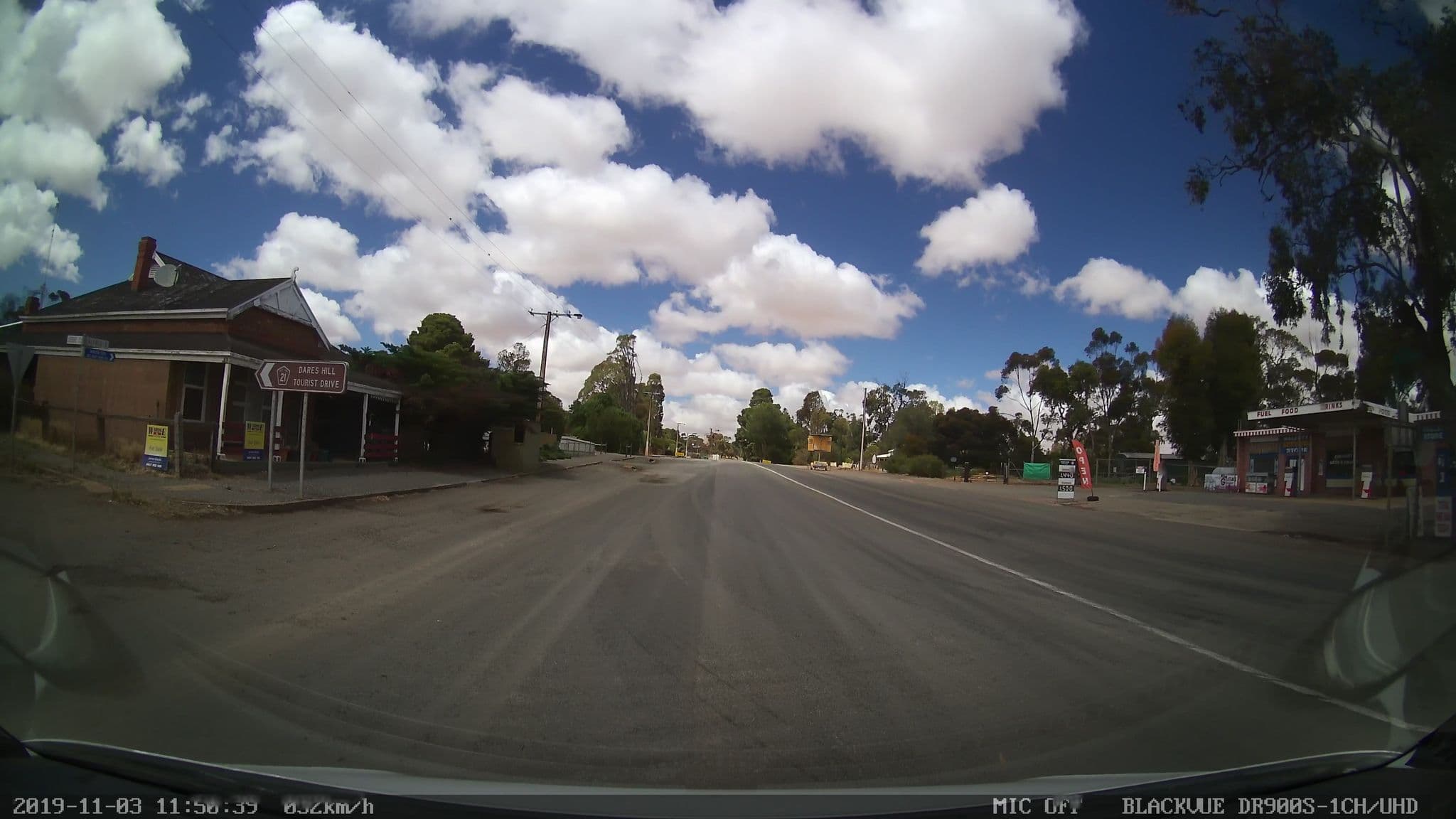 Street view near Wildongoleechie Hotel, Burra — © bob3bob3 (CC BY-SA · Mapillary)