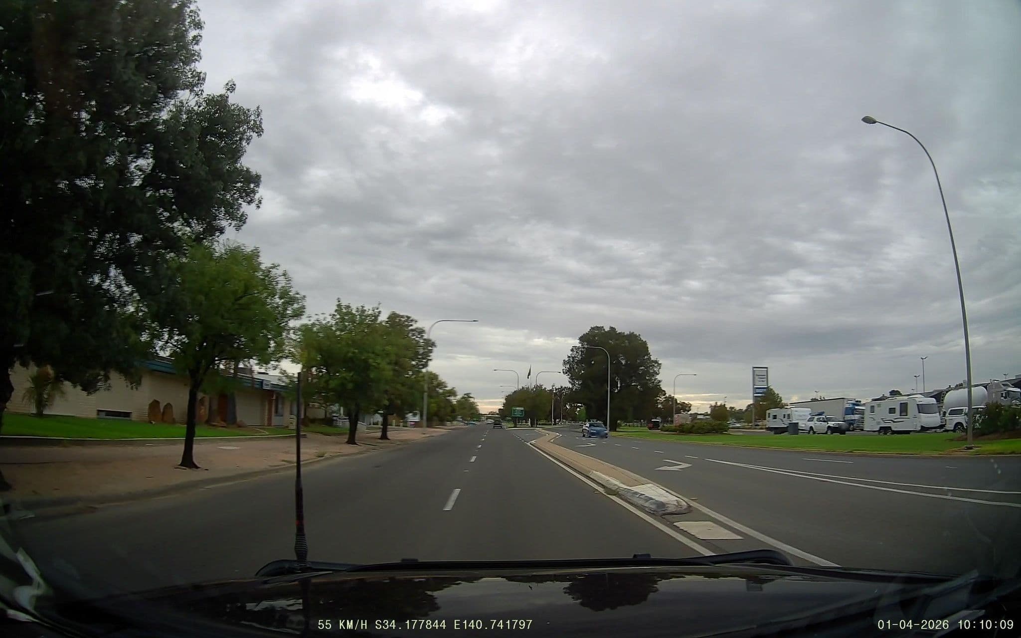 Street view near Ventura Motel, Renmark — © fizzie (CC BY-SA · Mapillary)