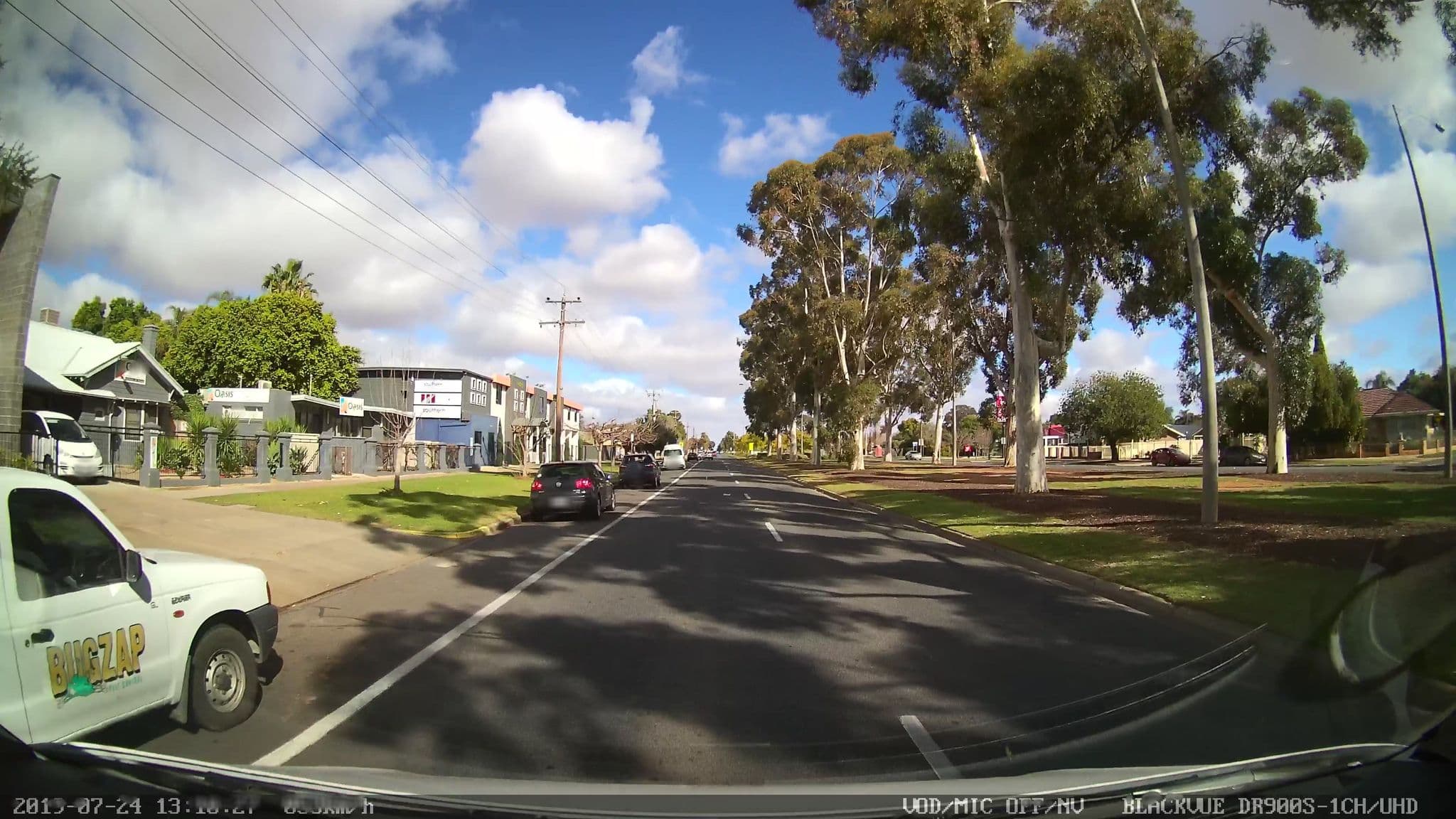 Street view near Oasis Backpackers, Mildura — © bob3bob3 (CC BY-SA · Mapillary)