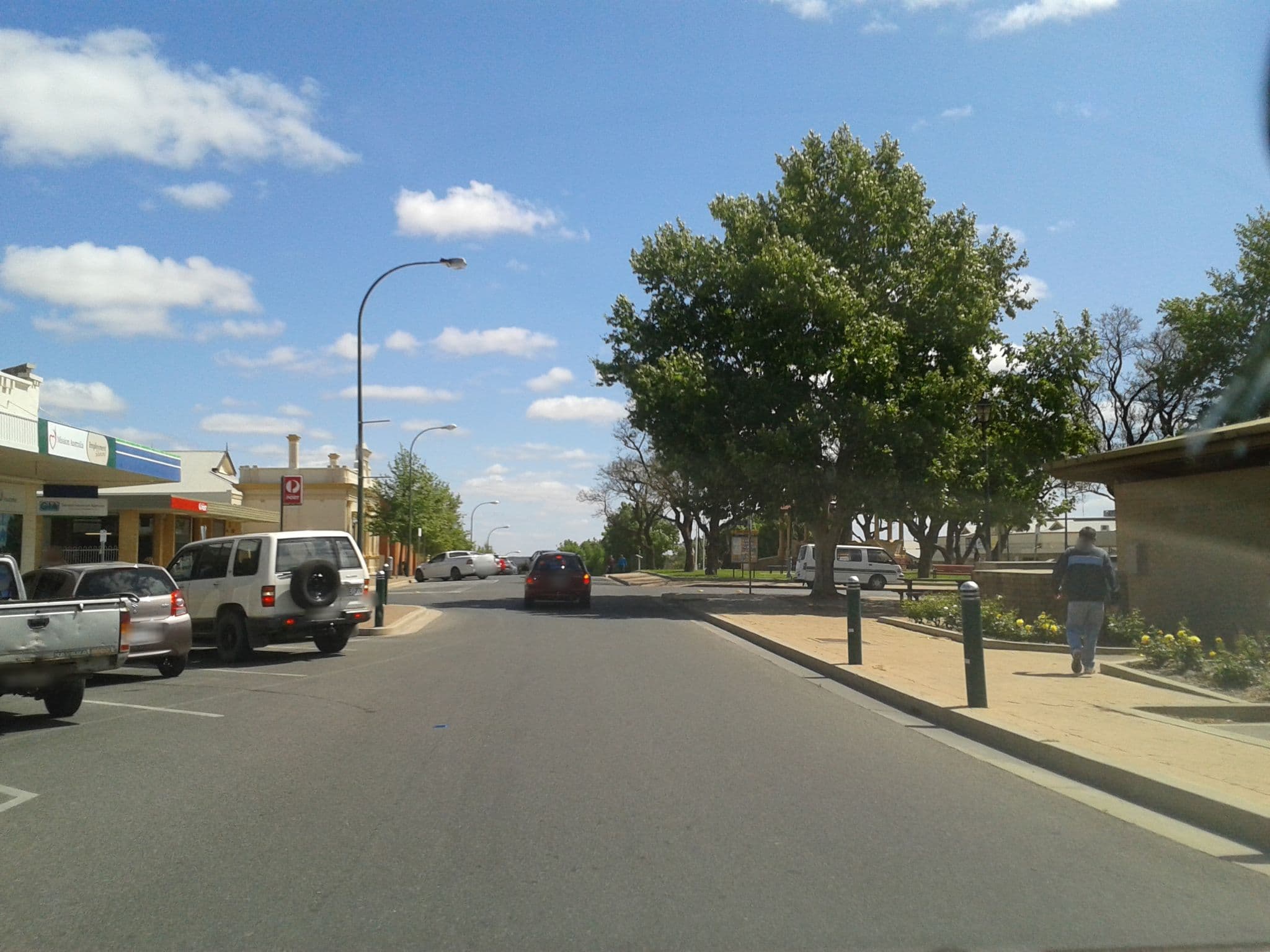 Street view near Nadia Bed Breakfast, Loxton — © rudolfmayer (CC BY-SA · Mapillary)