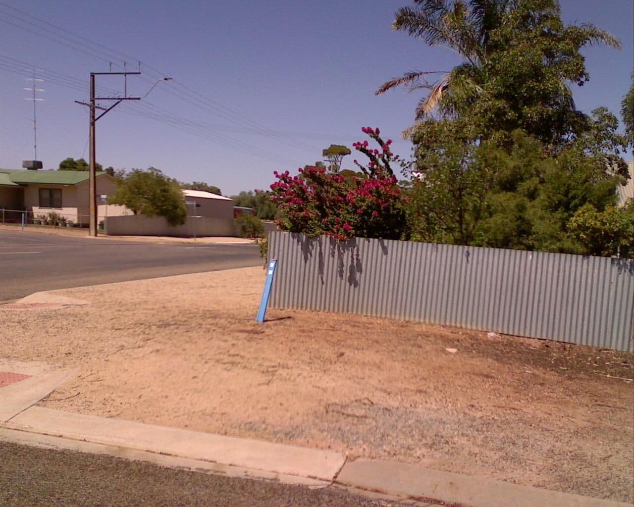 Street view near Junction Hotel, Clare — © bob3bob3 (CC BY-SA · Mapillary)