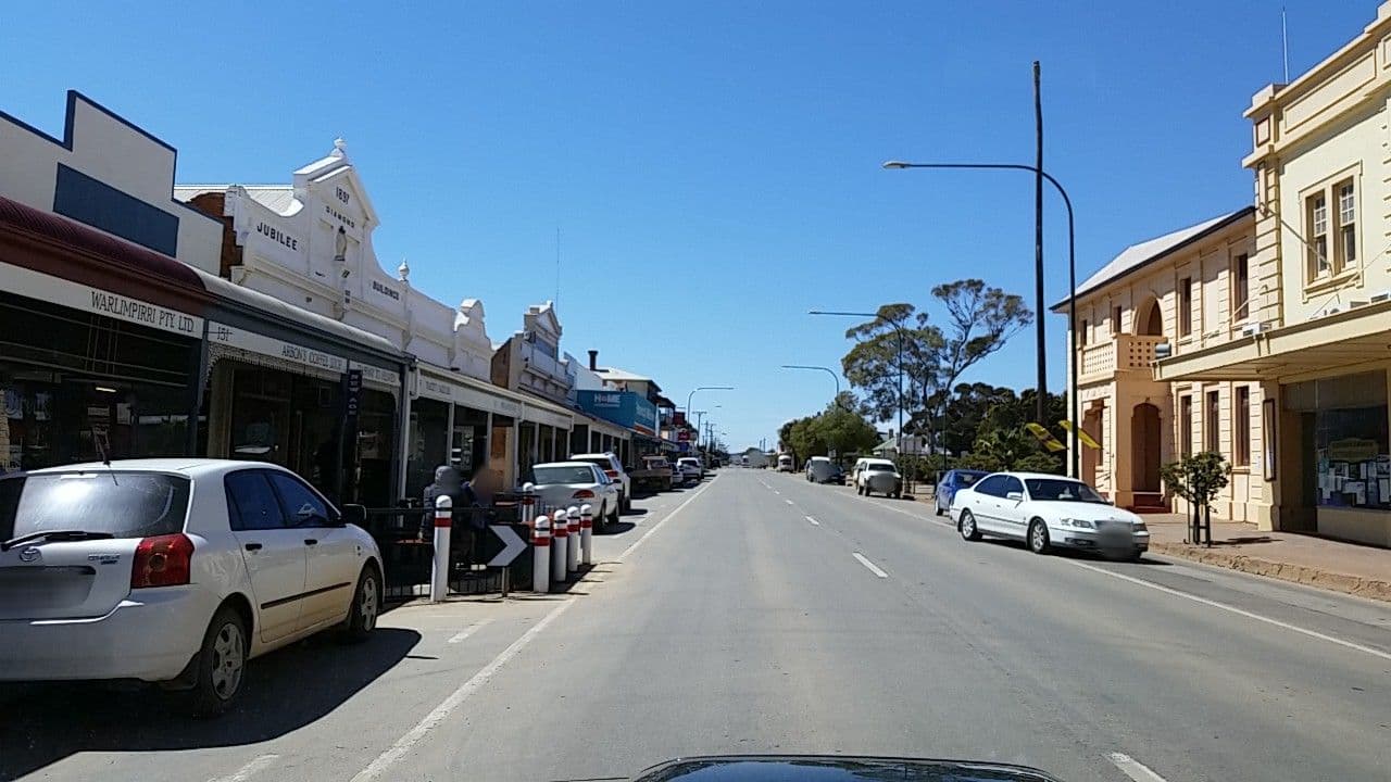 Street view near Peterborough Motel, Peterborough — © didz (CC BY-SA · Mapillary)