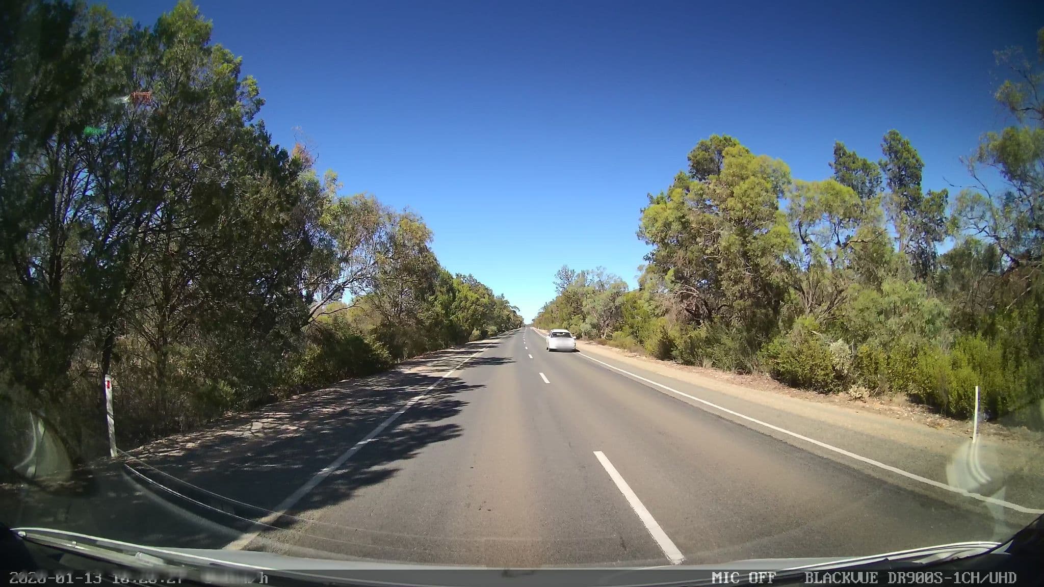 Street view near Halbury Haven B&B, Balaklava — © bob3bob3 (CC BY-SA · Mapillary)