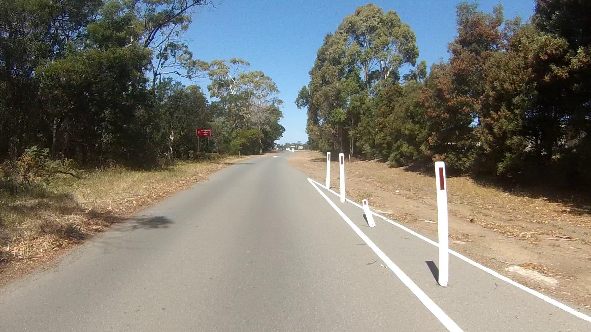 Street view near Hobart Airport Tourist Park, Seven Mile Beach — © tastrax (CC BY-SA · Mapillary)