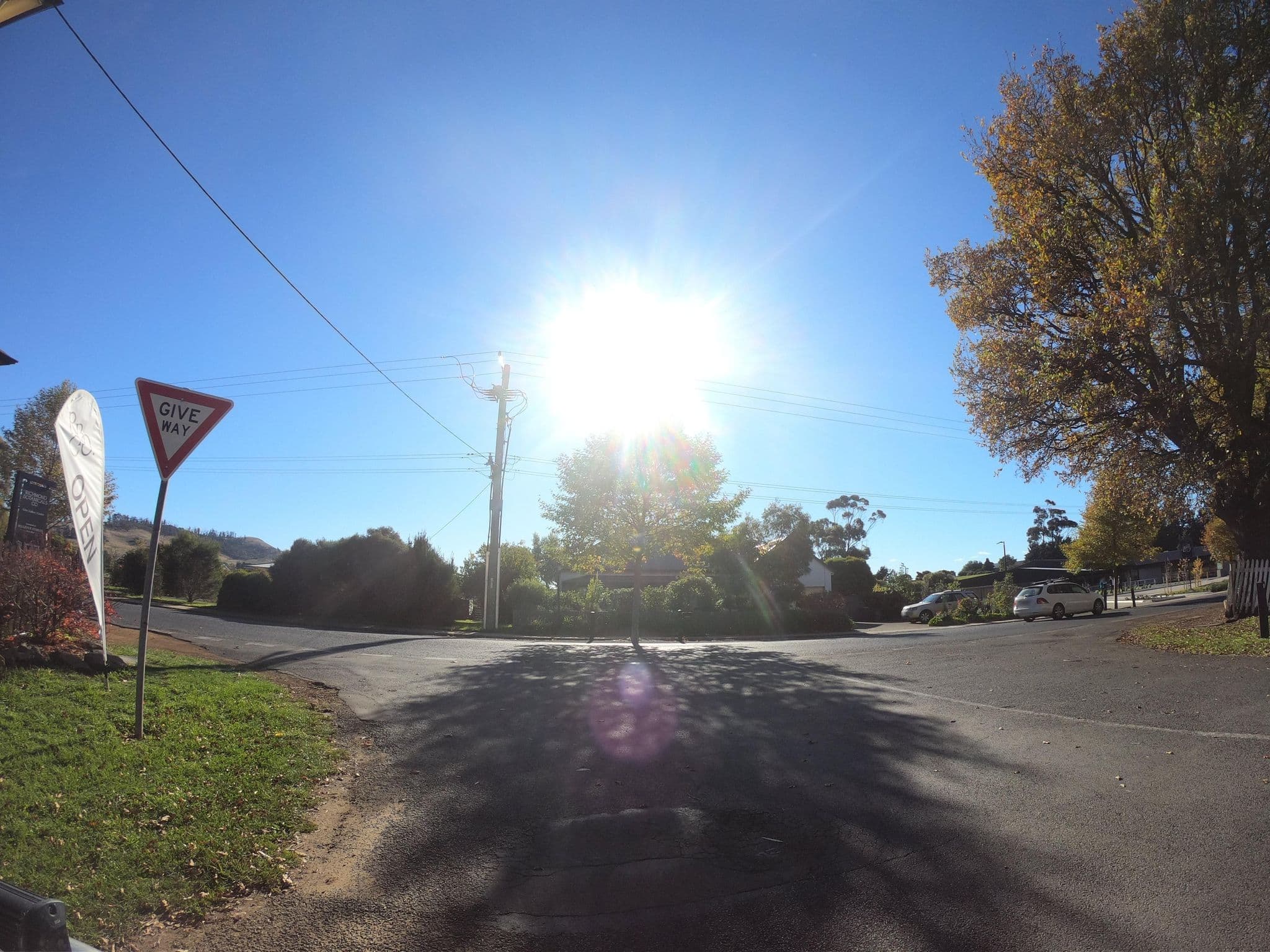 Street view near Oak Lodge, Midway Point — © tastrax (CC BY-SA · Mapillary)
