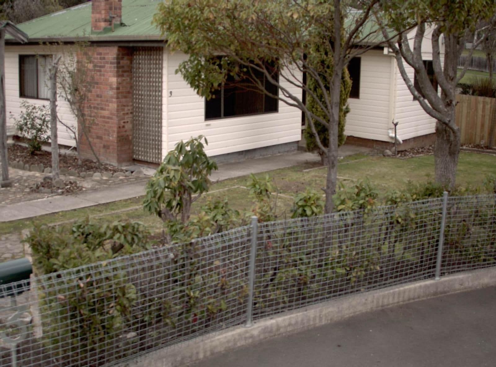 Street view near Punchbowl Executive Apartment Complex, Kings Meadows — © launceston (CC BY-SA · Mapillary)