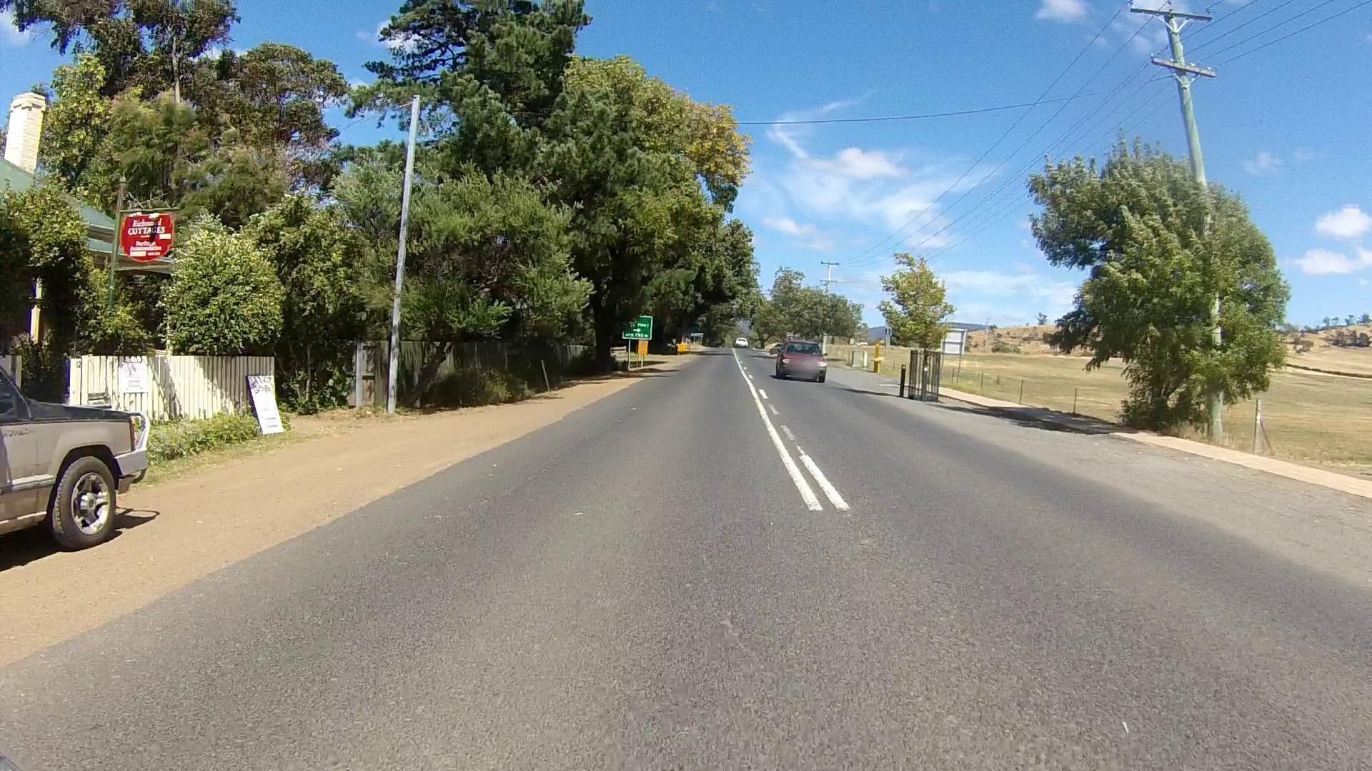 Street view near Richmond Cottages, Midway Point — © tastrax (CC BY-SA · Mapillary)