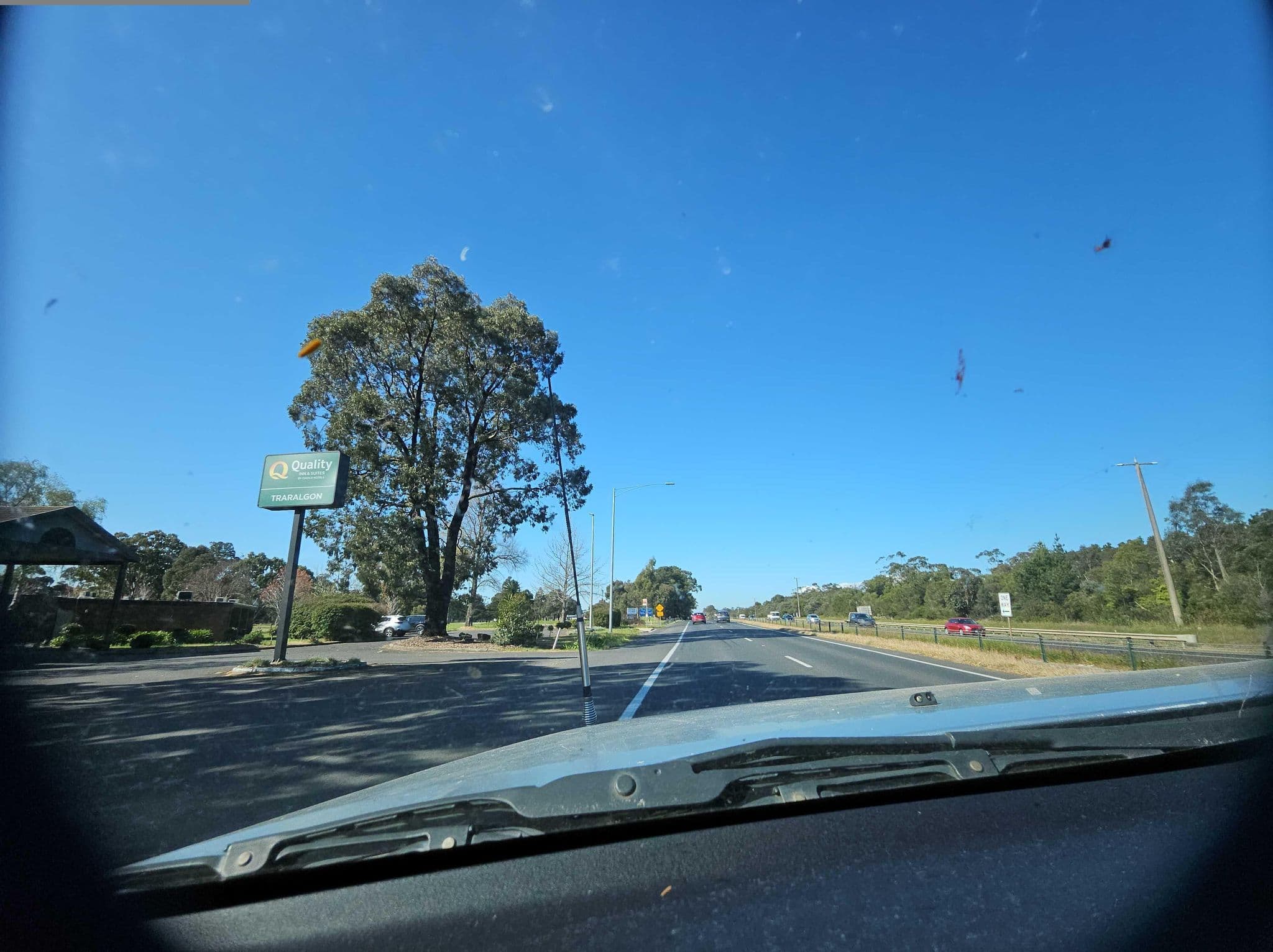 Street view near Quality Inn, Traralgon — © warrandyte (CC BY-SA · Mapillary)