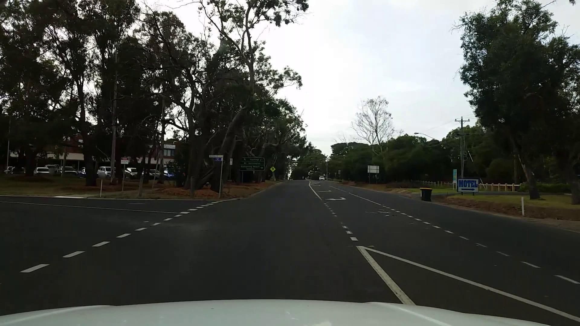 Street view near The Balnarring Motel, Balnarring — © mattburt7 (CC BY-SA · Mapillary)