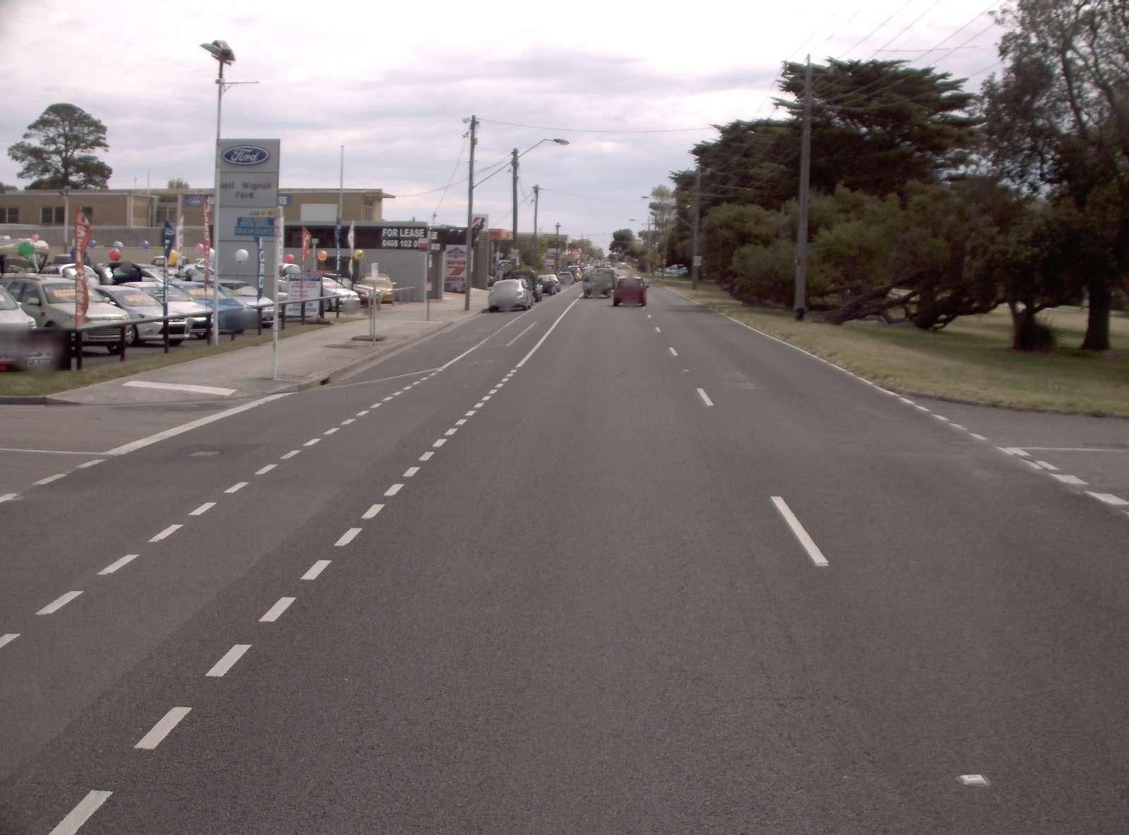 Street view near Mornington Peninsula Seastays, Rosebud — © vicroads (CC BY-SA · Mapillary)