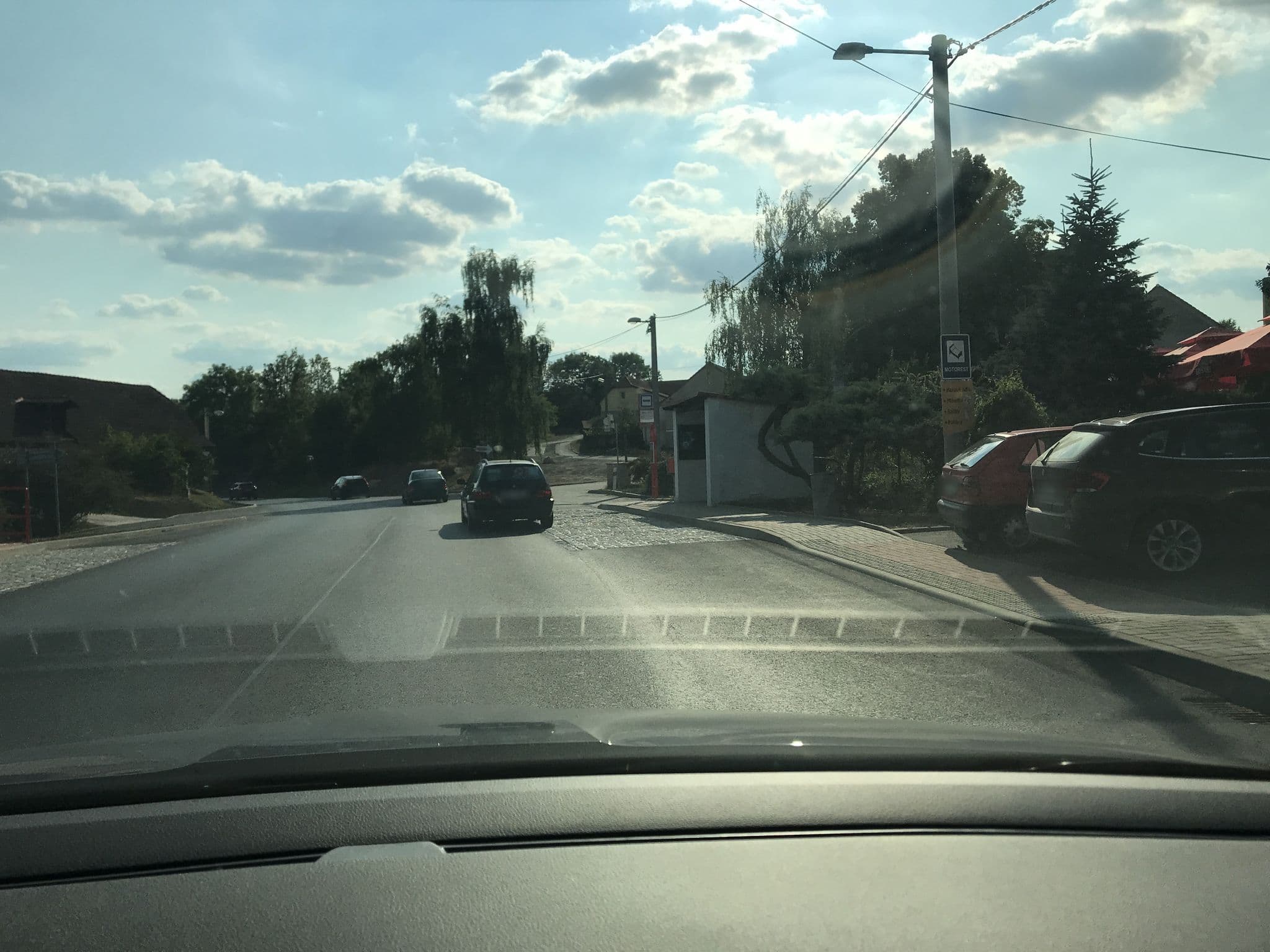 Street view near Motorest Vítov, Slaný — © atze777 (CC BY-SA · Mapillary)