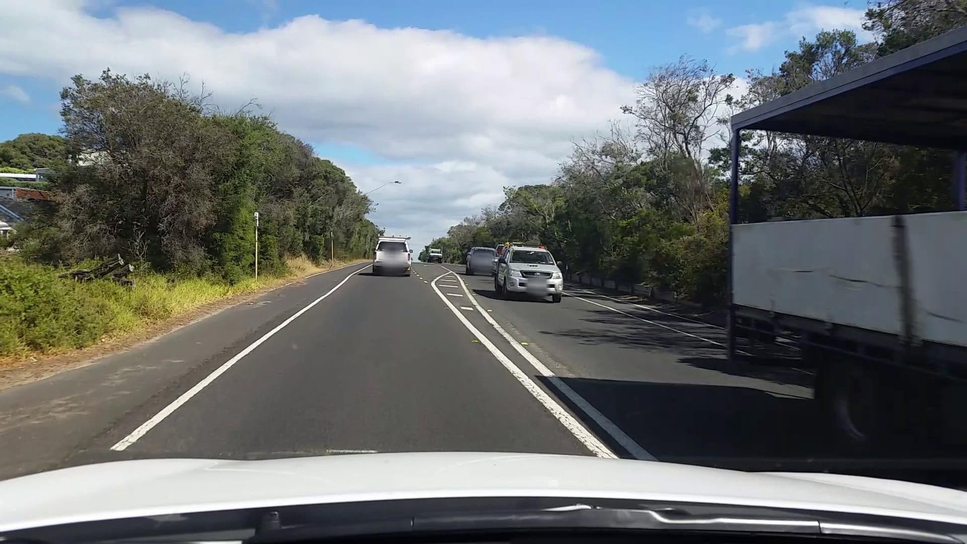 Street view near Boathouse Resort, Blairgowrie — © mattburt7 (CC BY-SA · Mapillary)
