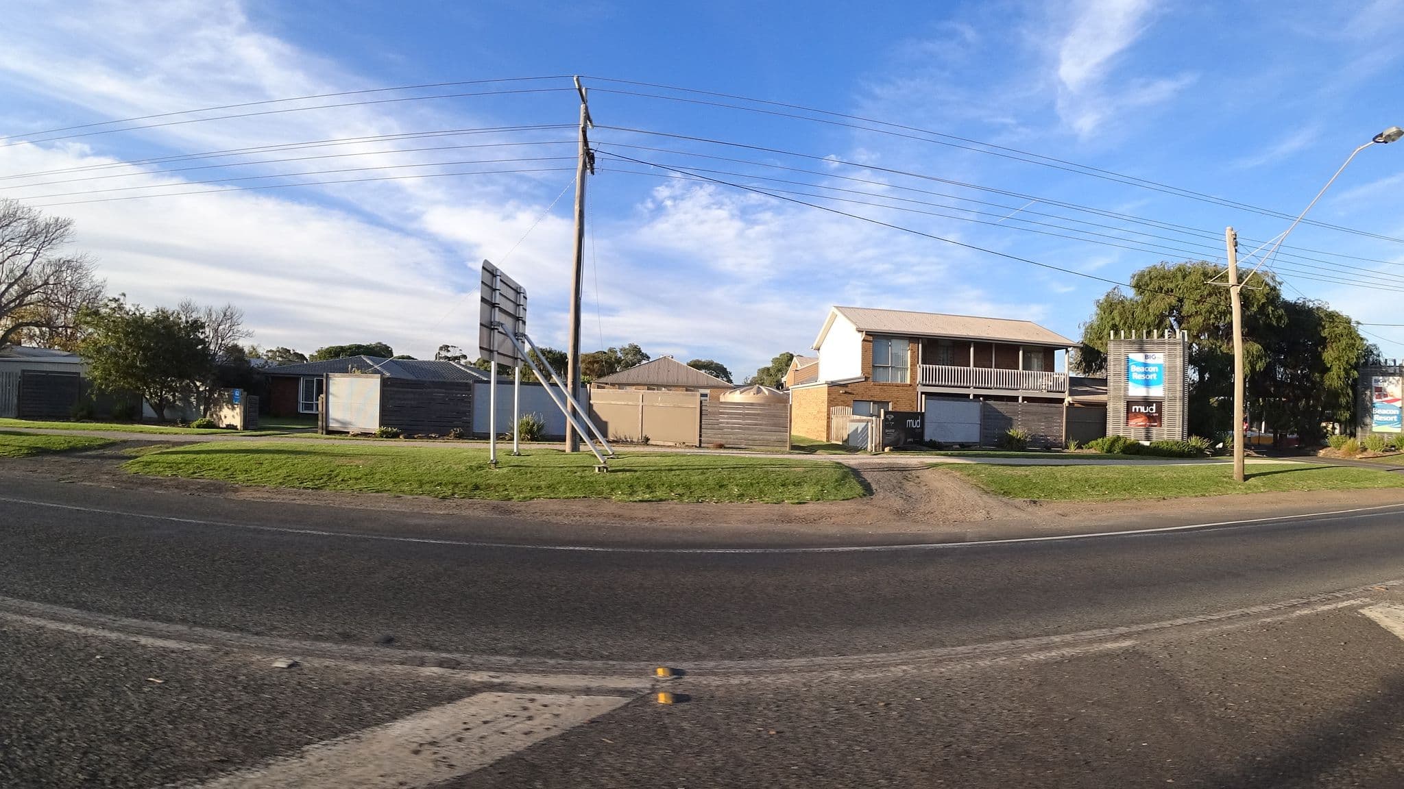 Street view near BIG4 Beacon Resort, Point Lonsdale — © eneerhut (CC BY-SA · Mapillary)