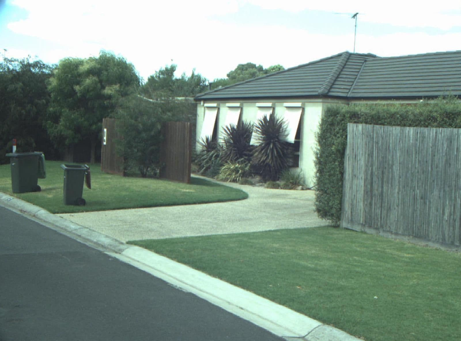 Street view near pear tree b&b, Point Lonsdale — © cogg (CC BY-SA · Mapillary)
