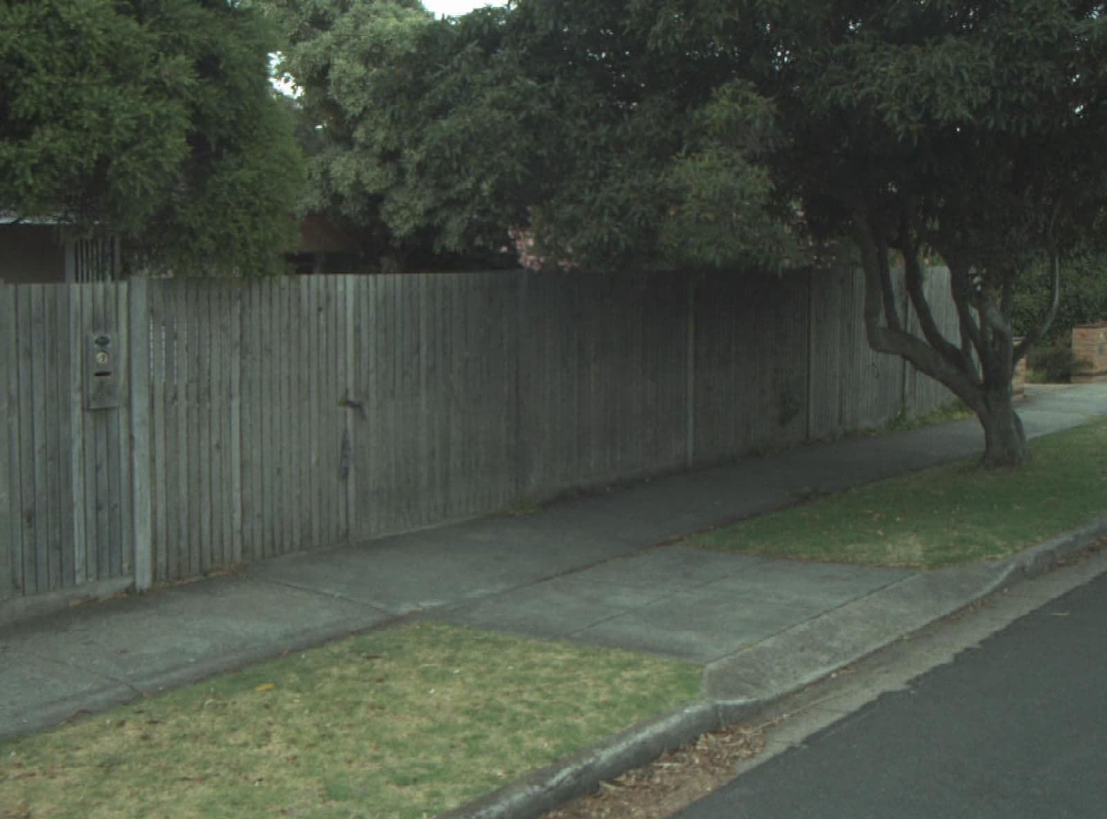 Street view near 100 Hitchcock, Barwon Heads — © cogg (CC BY-SA · Mapillary)