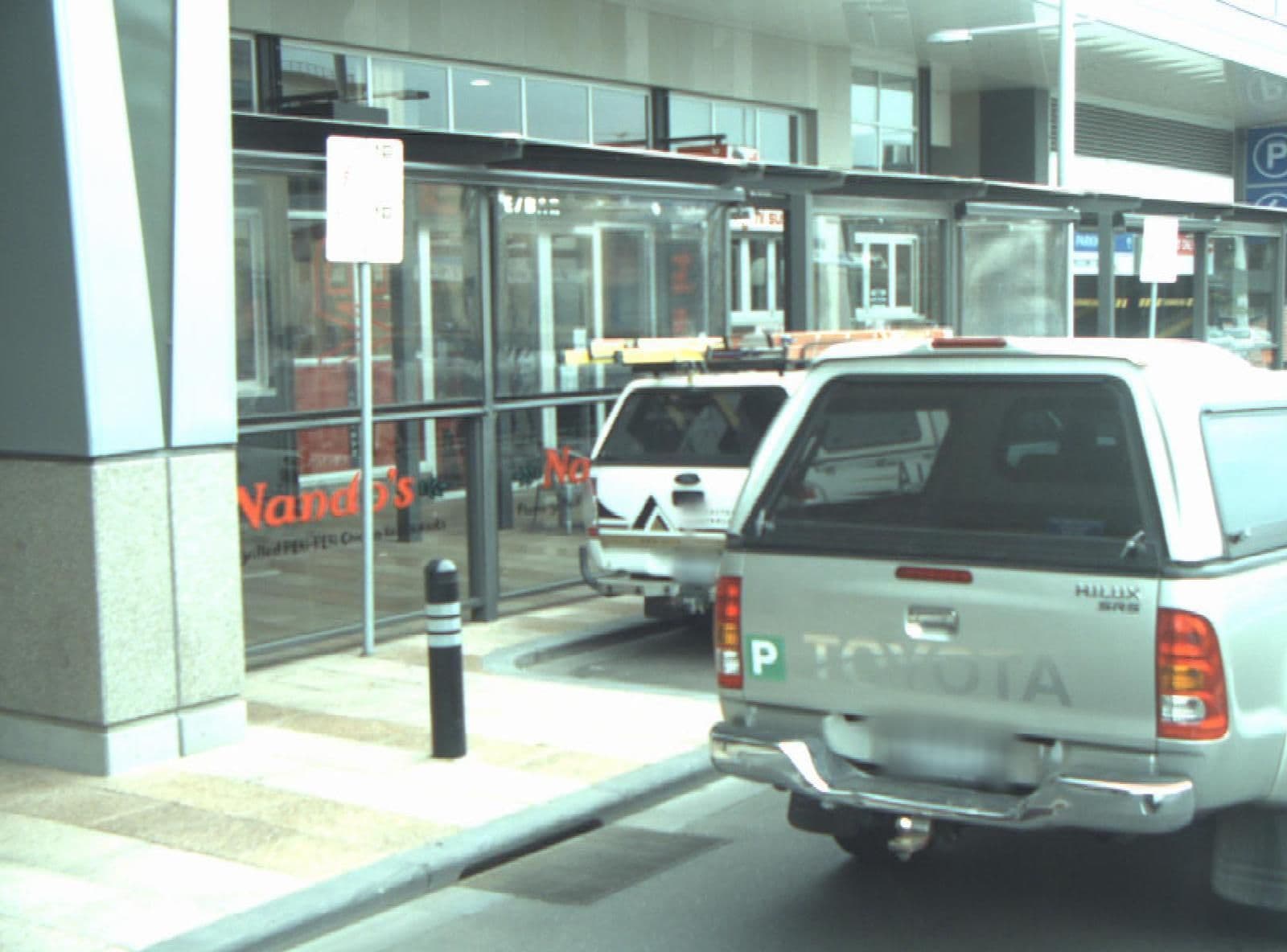 Street view near 4 Yarra Court, Geelong — © cogg (CC BY-SA · Mapillary)
