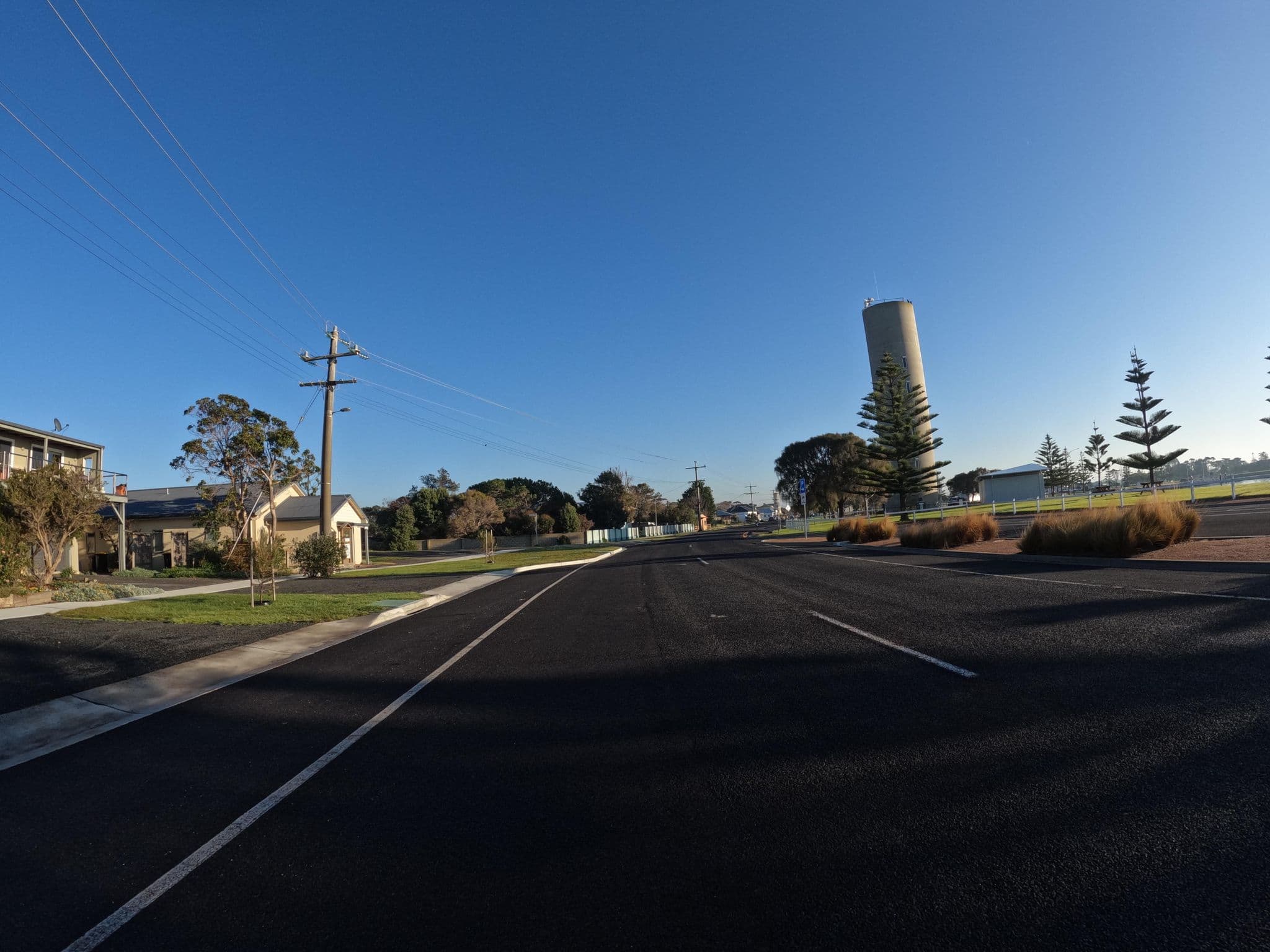 Street view near Anglers Arms, Yarram — © skillsy (CC BY-SA · Mapillary)