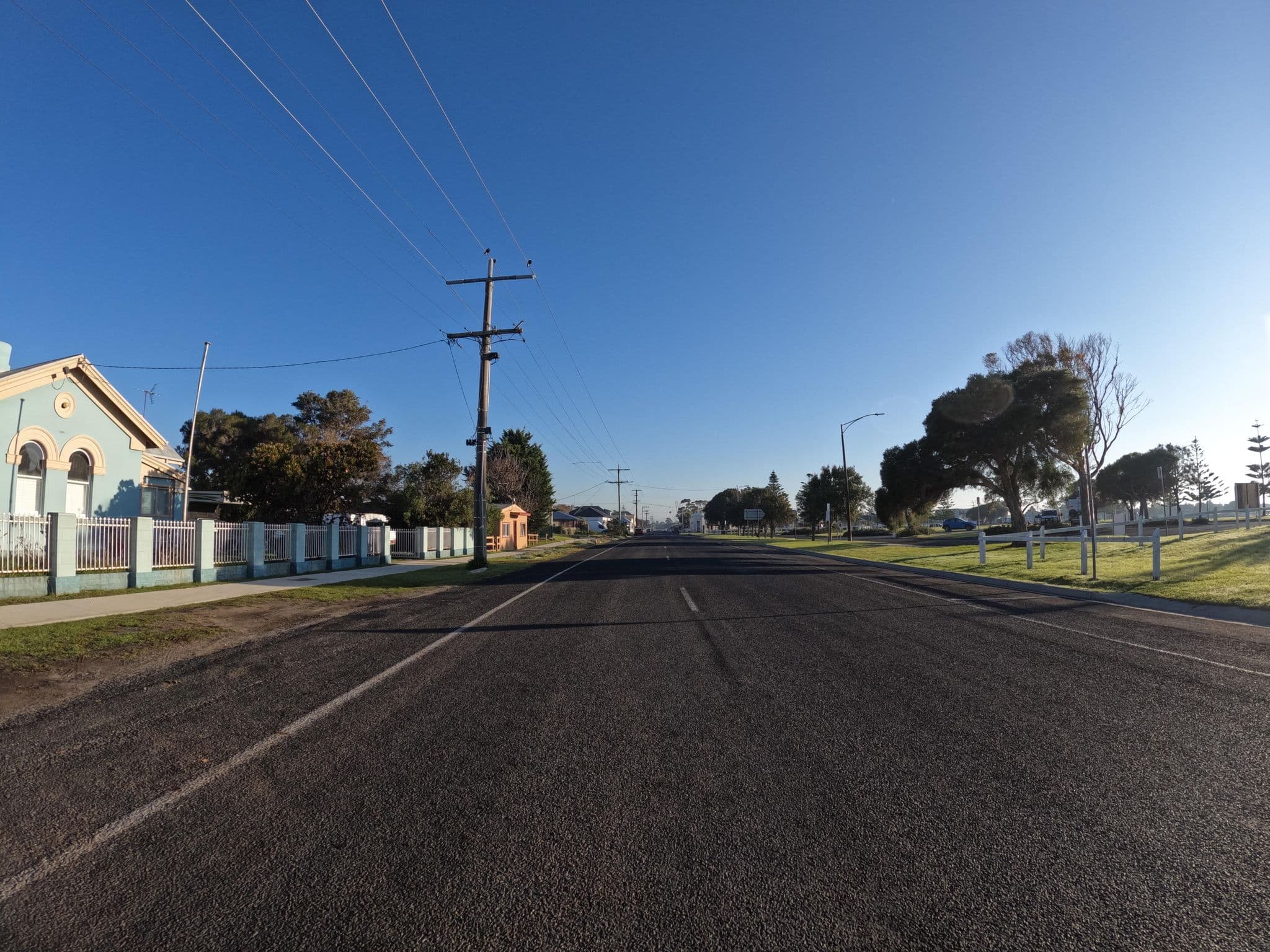 Street view near Tumaini for Africa Gallery and Accommodation Suite, Yarram — © skillsy (CC BY-SA · Mapillary)