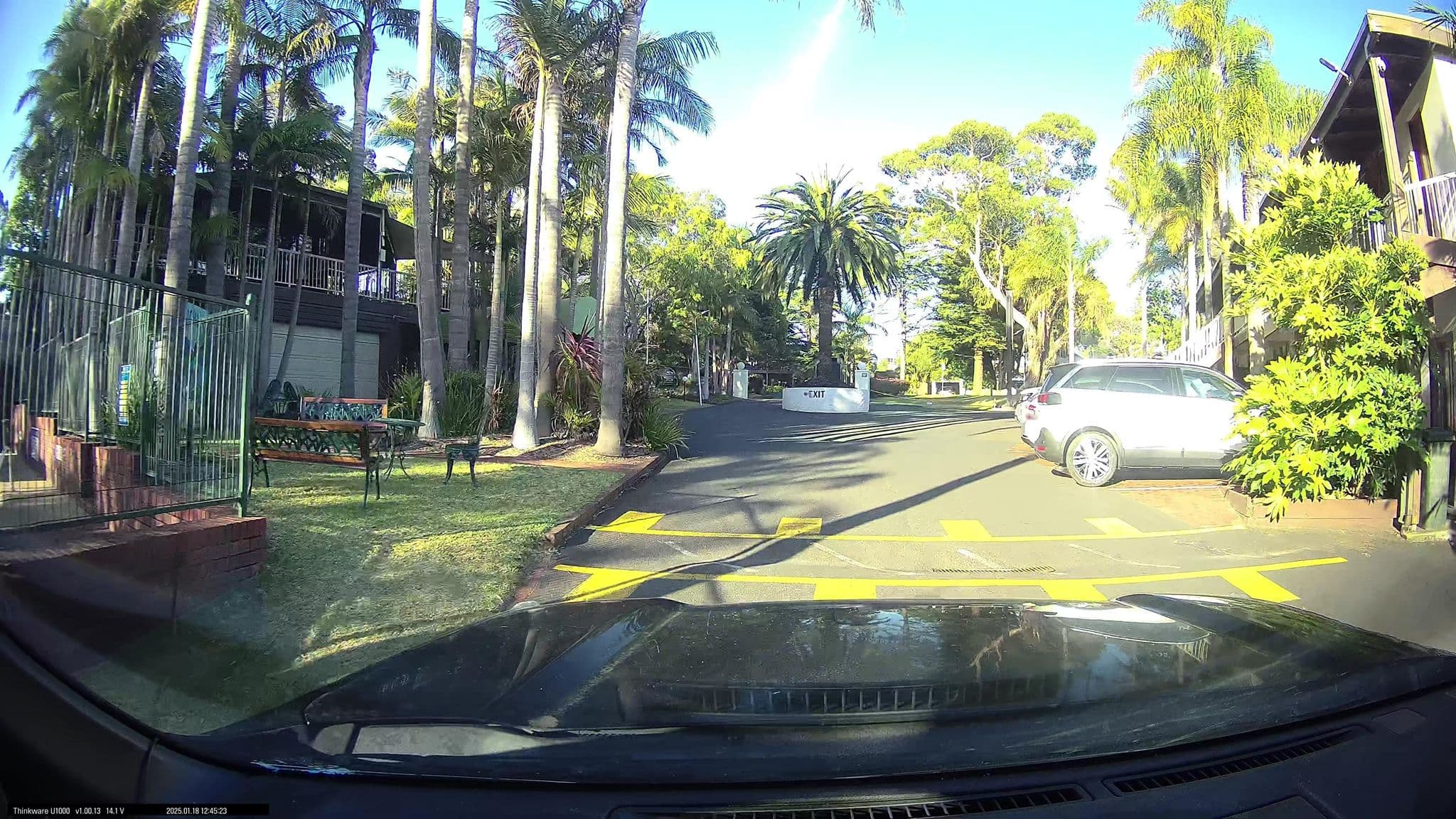 Street view near Comfort Resort Kaloha, Cowes — © maxim752 (CC BY-SA · Mapillary)