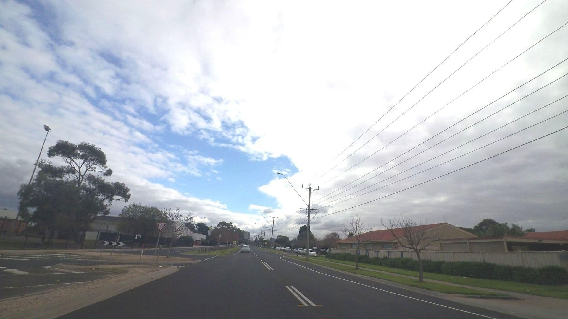 Street view near Werribe Park Motor Inn, Werribee — © mander (CC BY-SA · Mapillary)