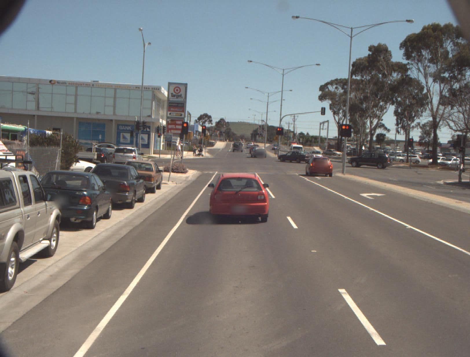 Street view near Olive Tree Hotel, Sunbury — © vicroads (CC BY-SA · Mapillary)