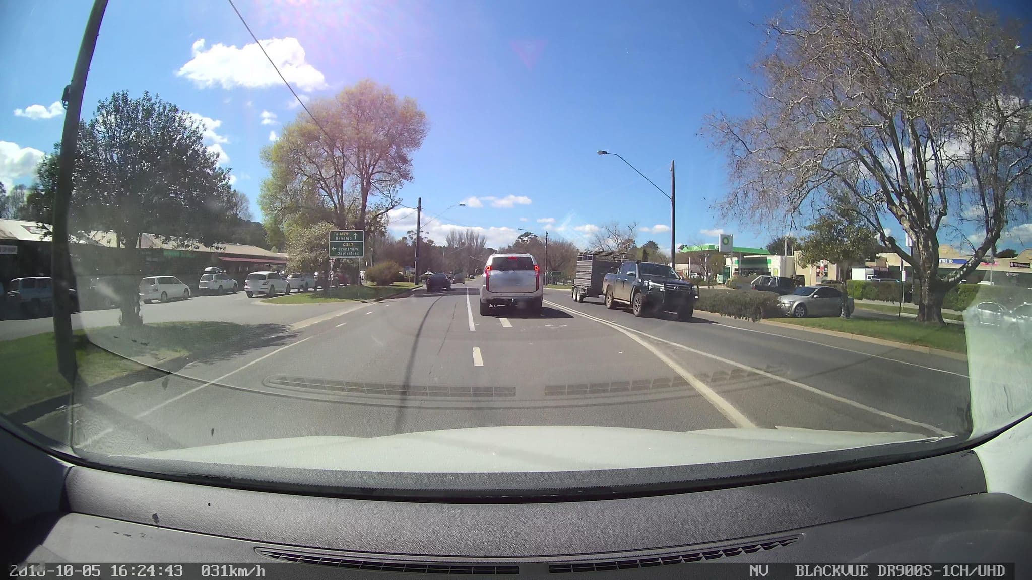 Street view near Campaspe Downs Resort, Woodend — © eneerhut (CC BY-SA · Mapillary)