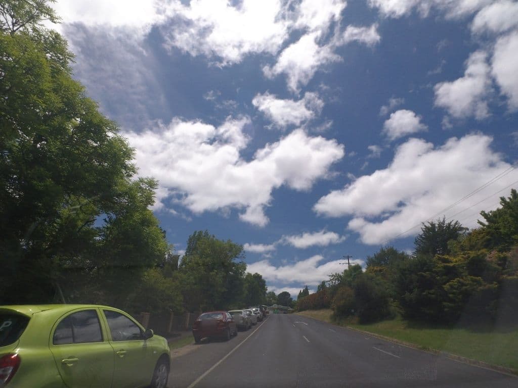 Street view near Lake House, Daylesford — © mander (CC BY-SA · Mapillary)
