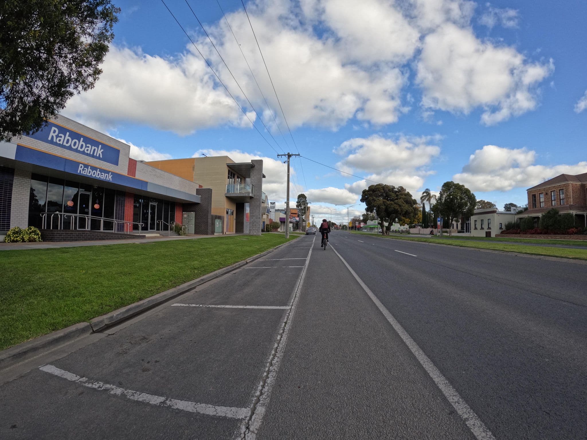 Street view near Riverboat Lodge, Echuca — © skillsy (CC BY-SA · Mapillary)