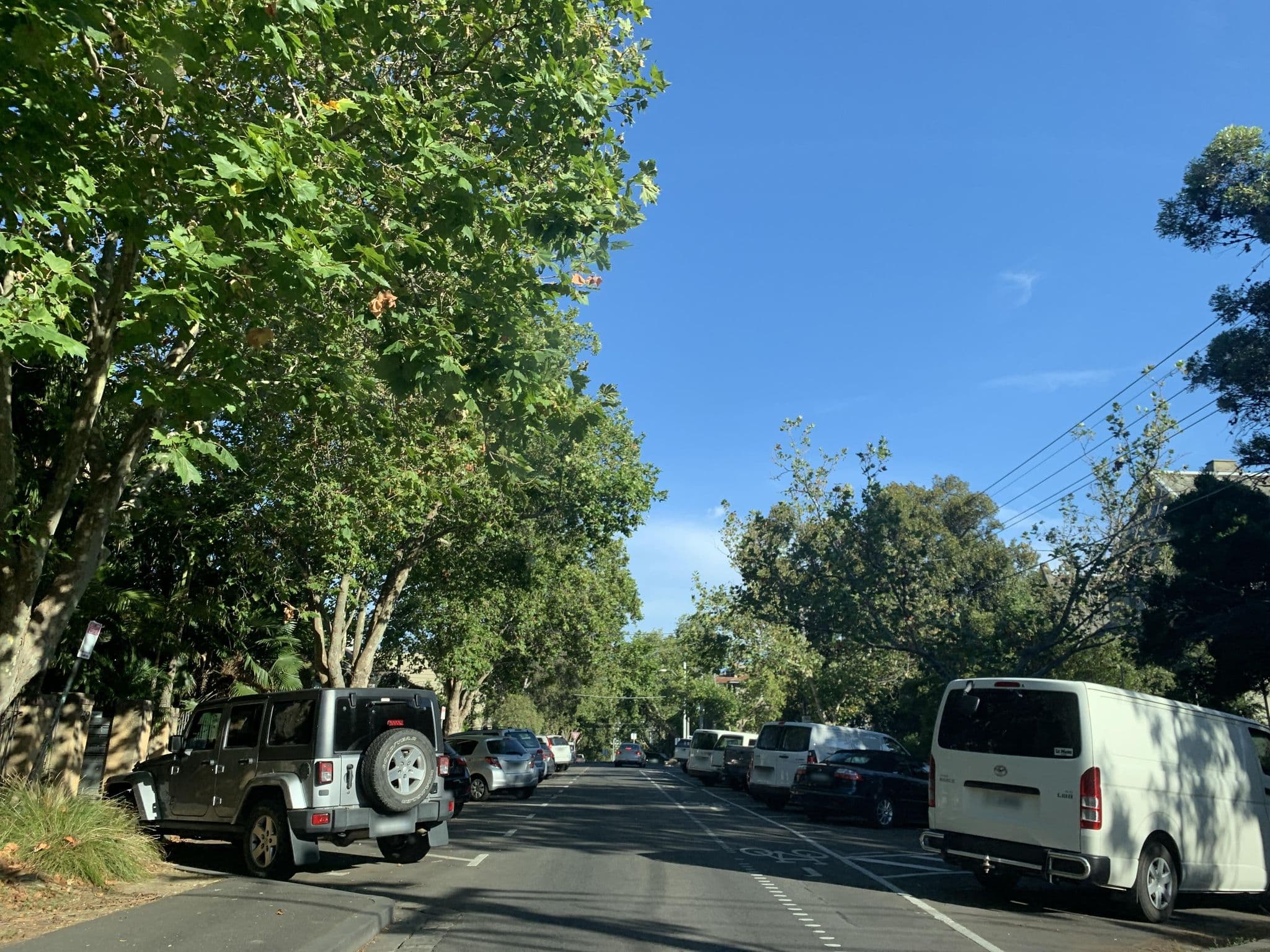 Street view near Waratah Stay, Saint Kilda — © diacritic (CC BY-SA · Mapillary)