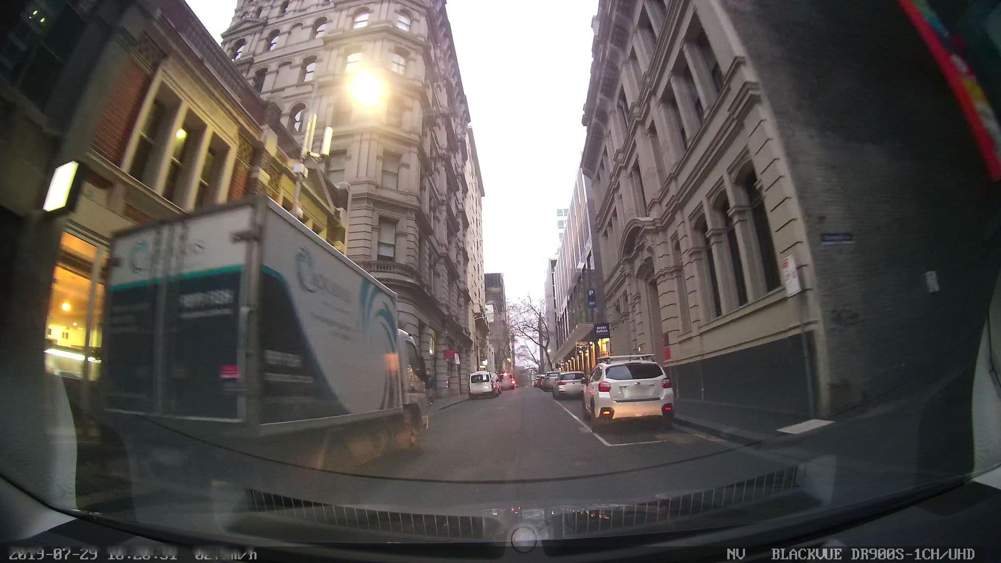 Street view near Kendell Airlines, Melbourne — © skillsy (CC BY-SA · Mapillary)