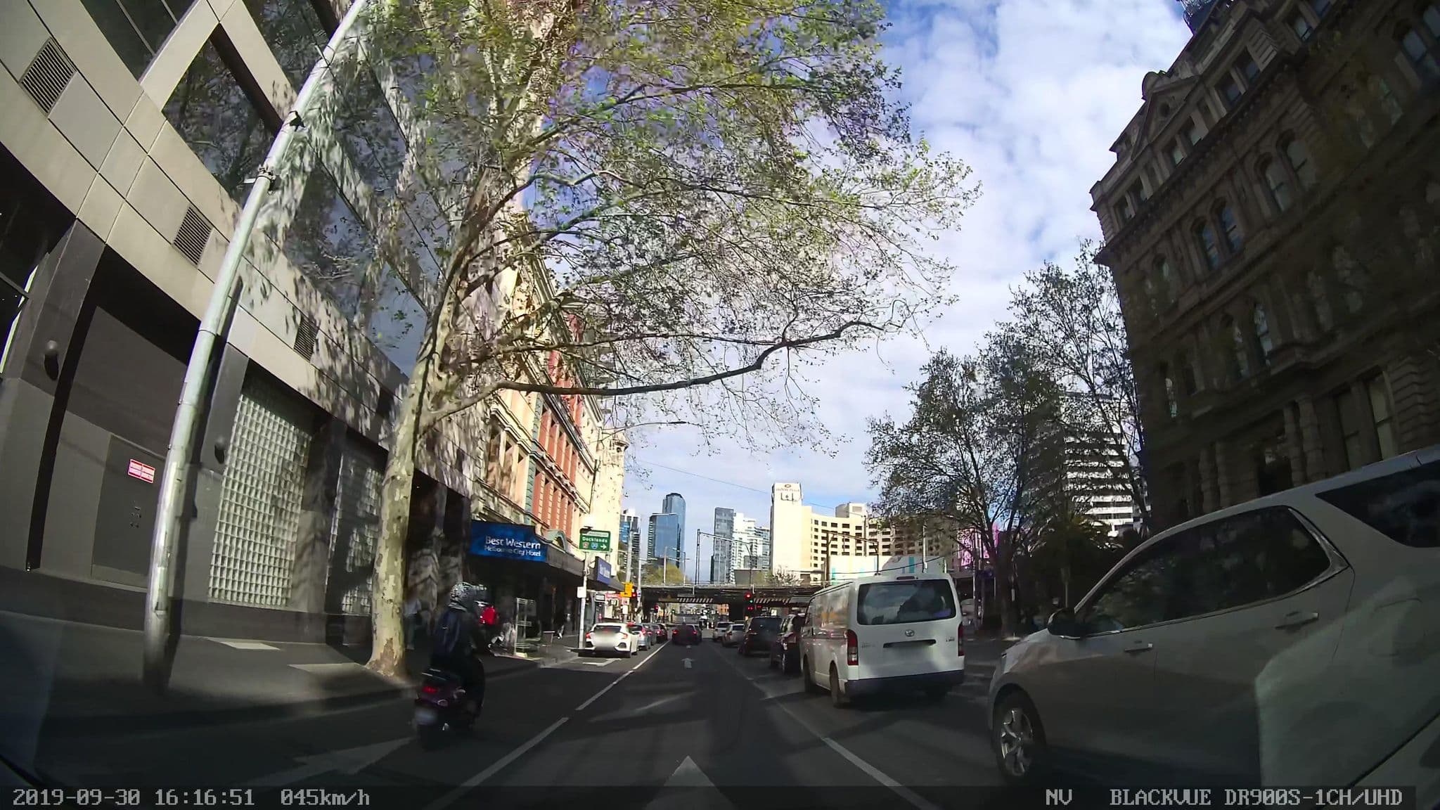 Street view near Best Western Pensione Hotel, Docklands — © eneerhut (CC BY-SA · Mapillary)