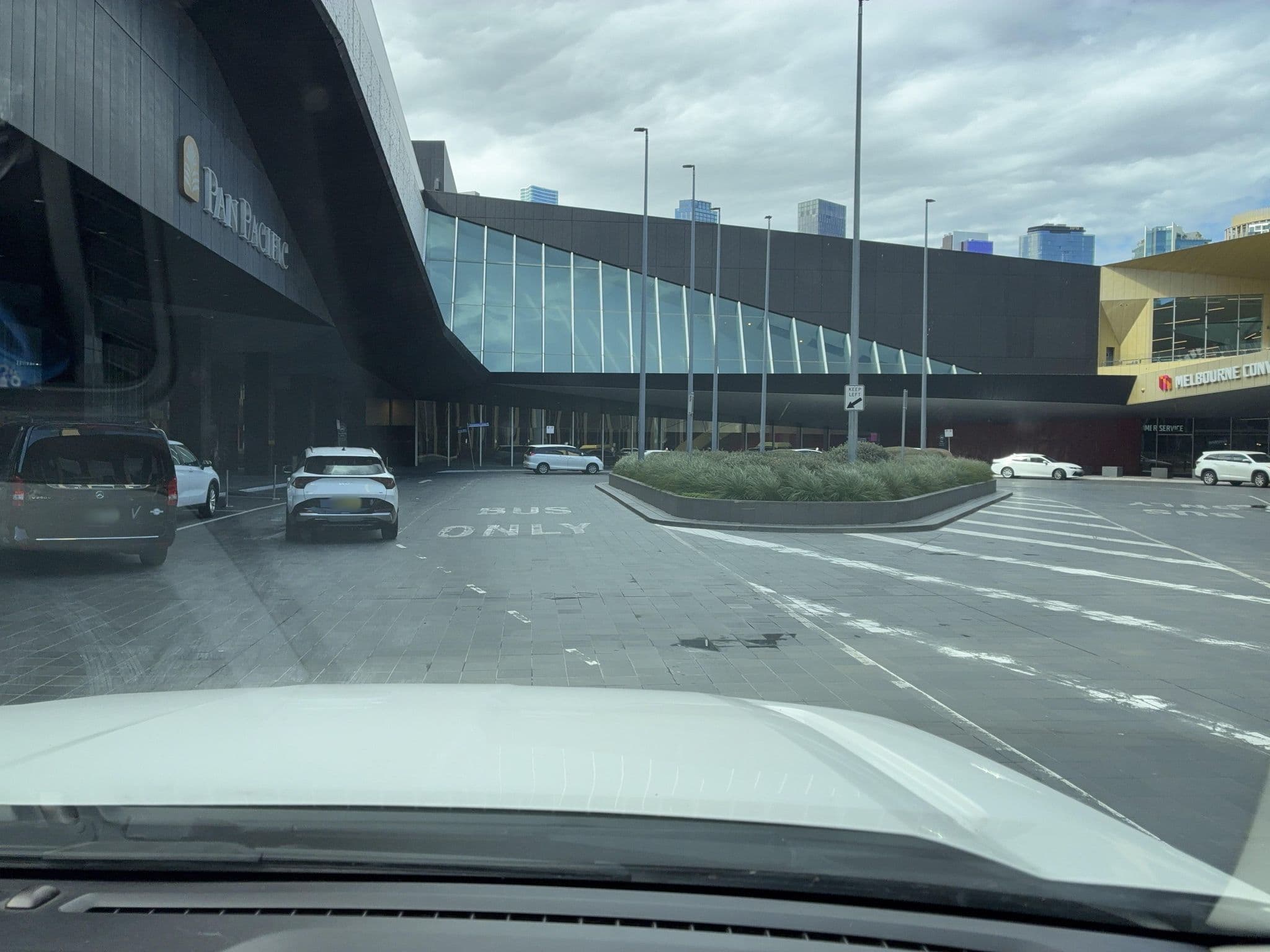 Street view near Hilton Melbourne South Wharf, Docklands — © DanXCI (CC BY-SA · Mapillary)