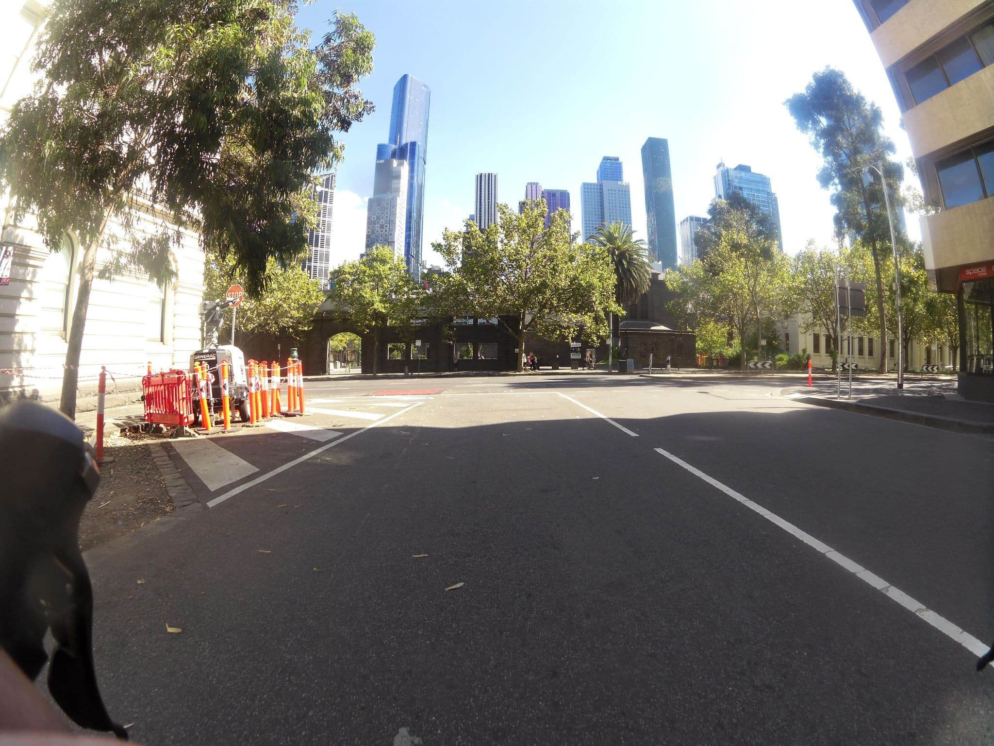 Street view near Vic Hall, Melbourne — © skillsy (CC BY-SA · Mapillary)
