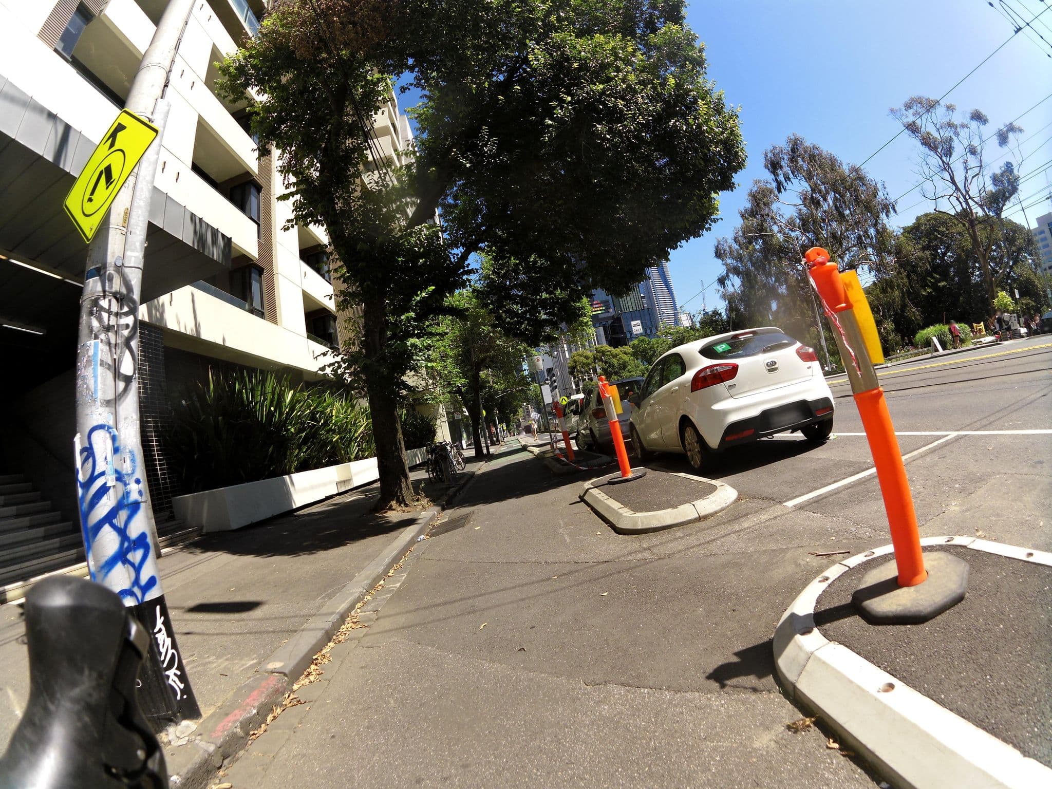 Street view near The Corkman Hostel, Carlton — © skillsy (CC BY-SA · Mapillary)