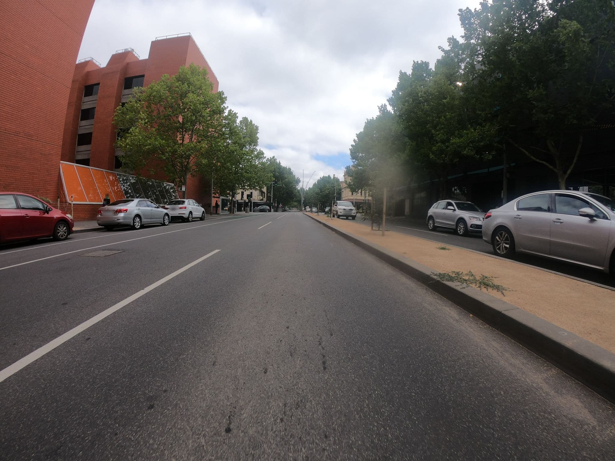 Street view near Quality Hotel Downtower On Lygon, Carlton — © eneerhut (CC BY-SA · Mapillary)
