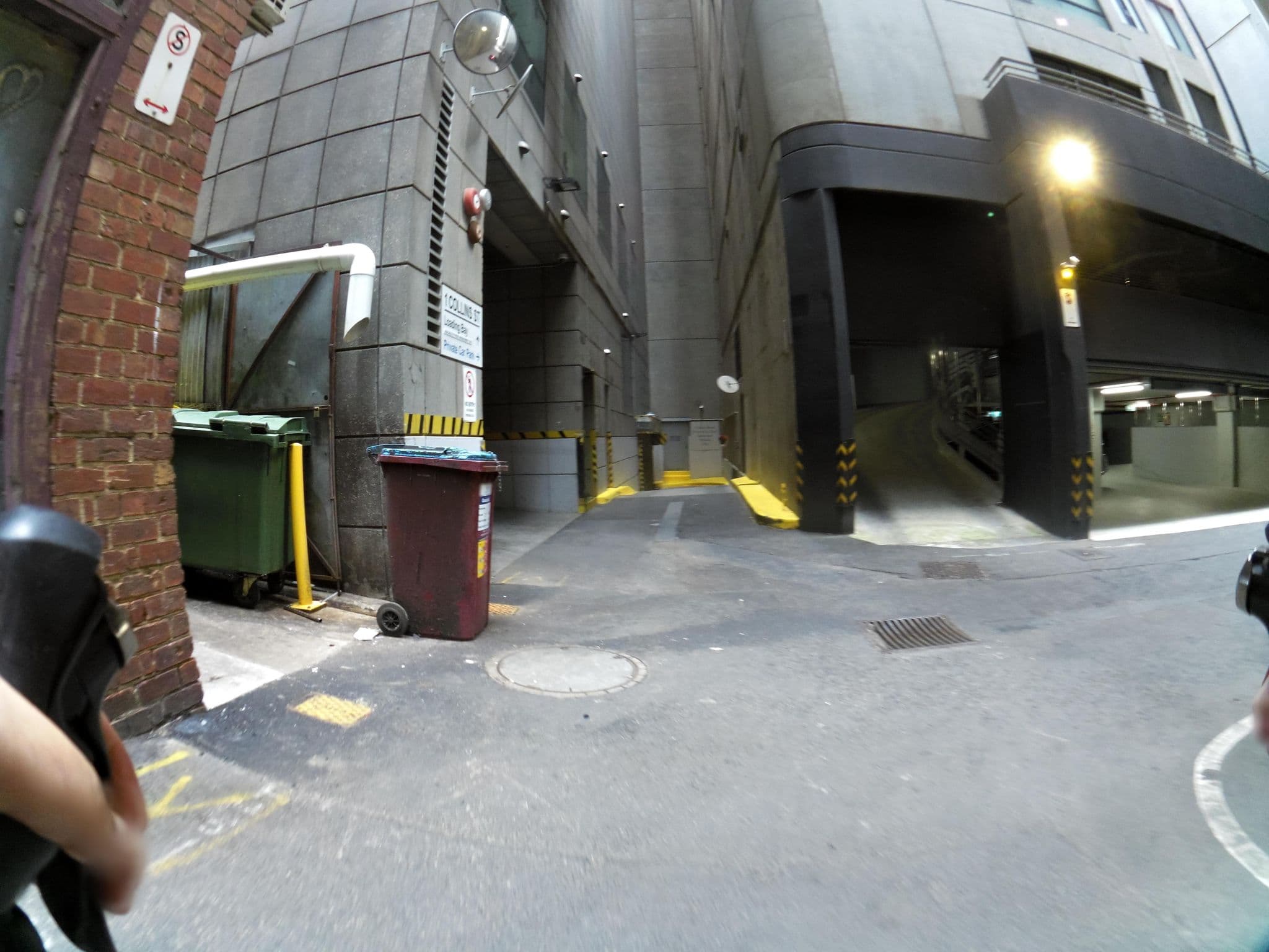 Street view near Lagoona Australia, Melbourne City Centre — © skillsy (CC BY-SA · Mapillary)