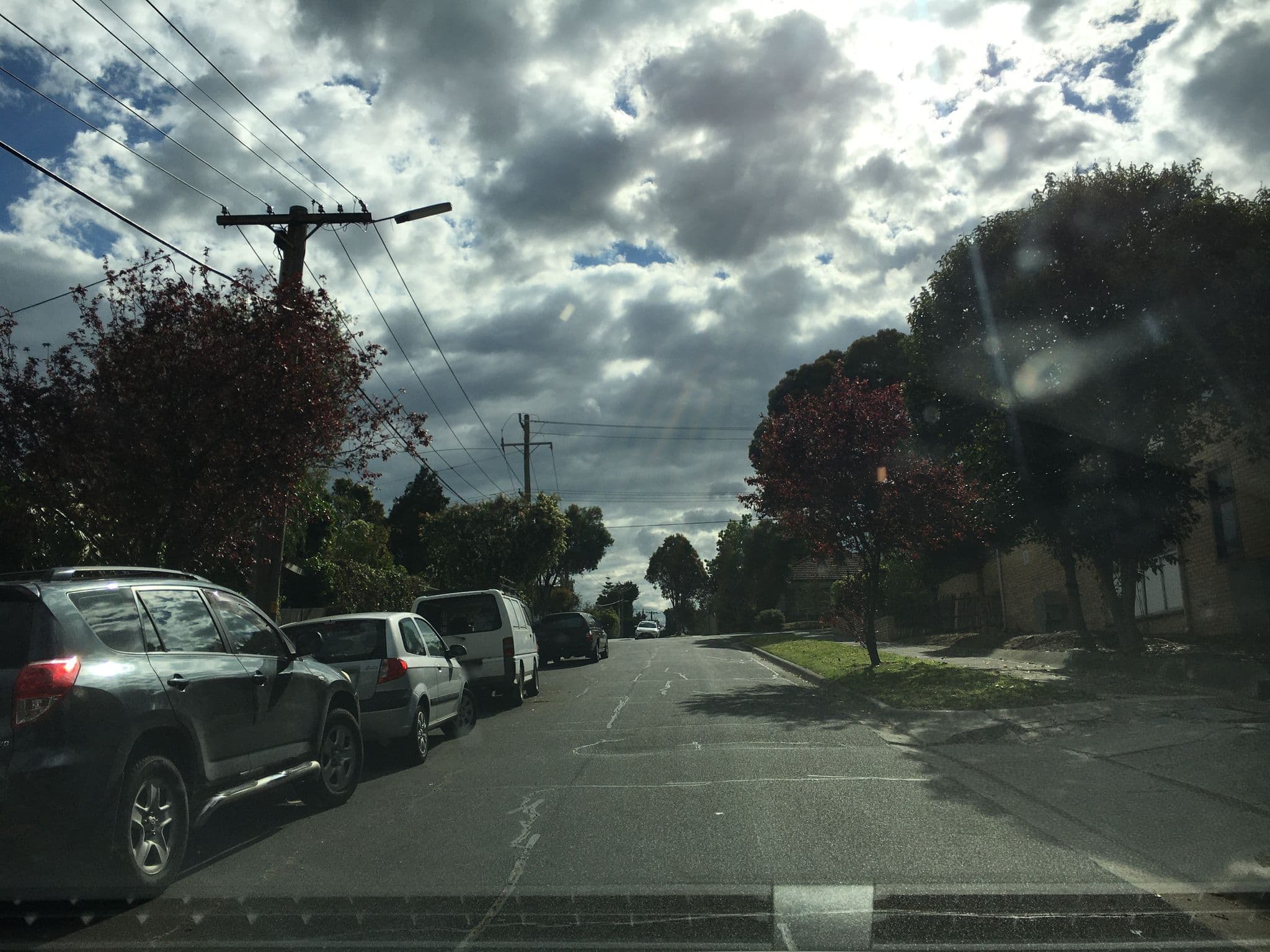 Street view near Oakern Lodge, Mount Waverley — © ahmedhussnain (CC BY-SA · Mapillary)