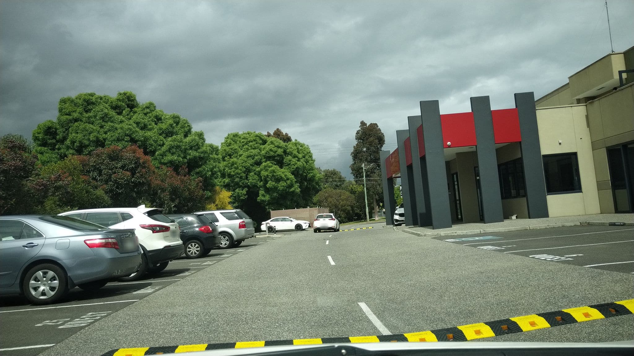 Street view near Quest Hotel, Heatherton — © jovotrisic1960 (CC BY-SA · Mapillary)