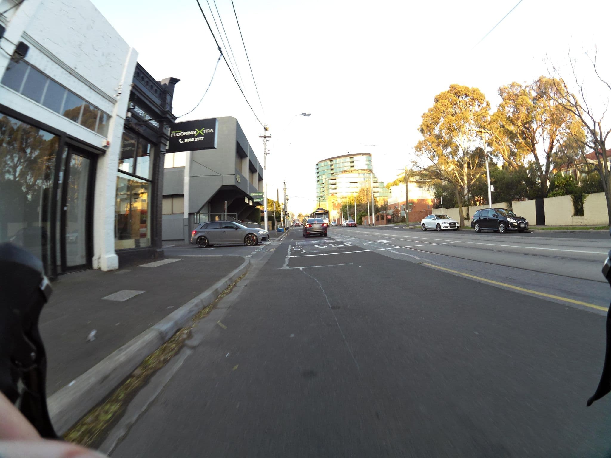 Street view near Distinctive Services, Glenferrie — © skillsy (CC BY-SA · Mapillary)