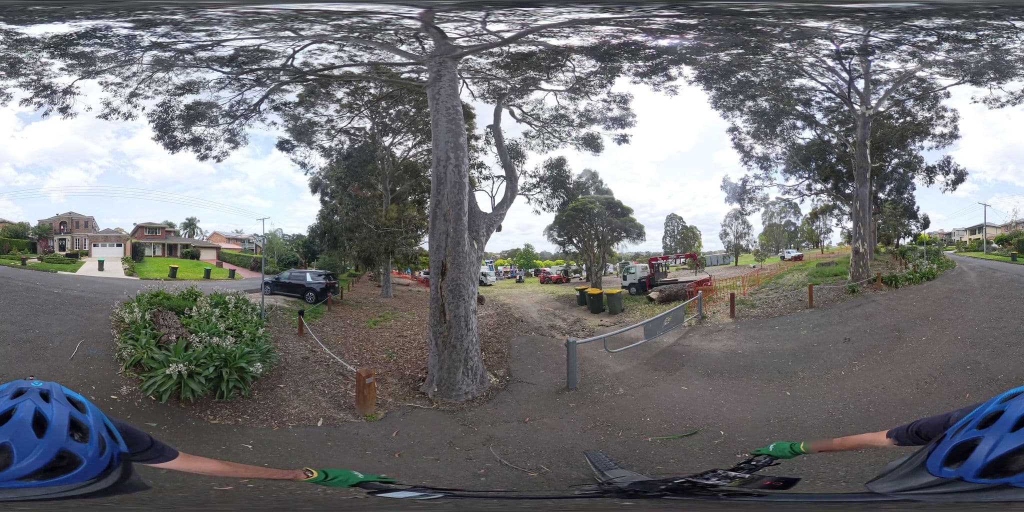 Street view near 62 Roseland Gr, Doncaster — © andpen (CC BY-SA · Mapillary)