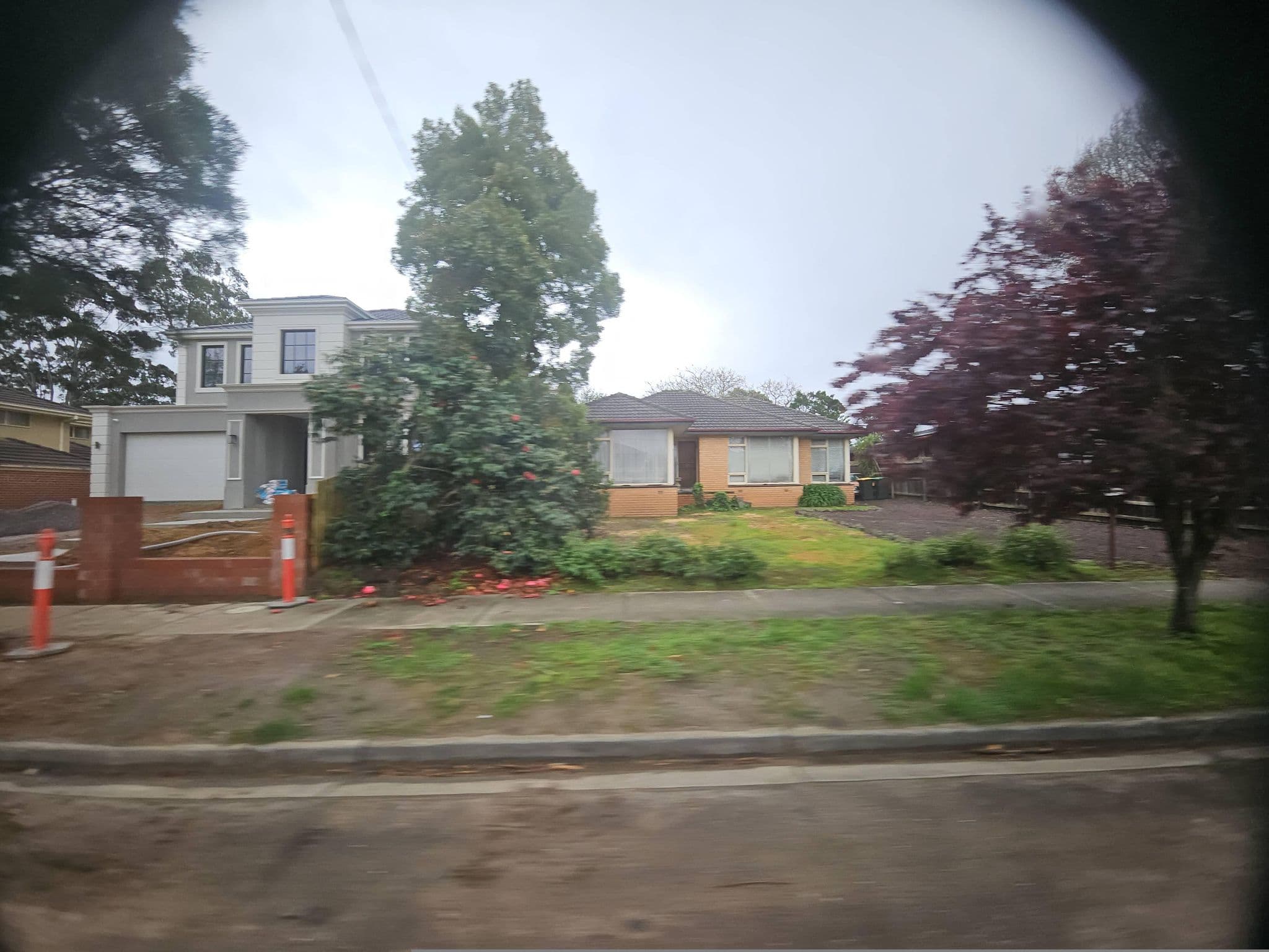 Street view near Blue Willow Bed & Breakfast, Doncaster East — © warrandyte (CC BY-SA · Mapillary)