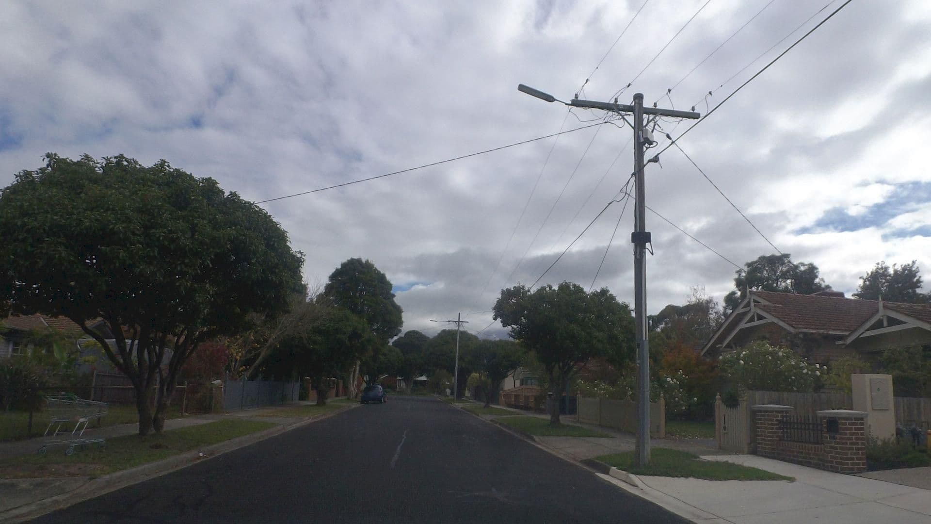 Street view near JVB's Room, Mont Albert — © mander (CC BY-SA · Mapillary)