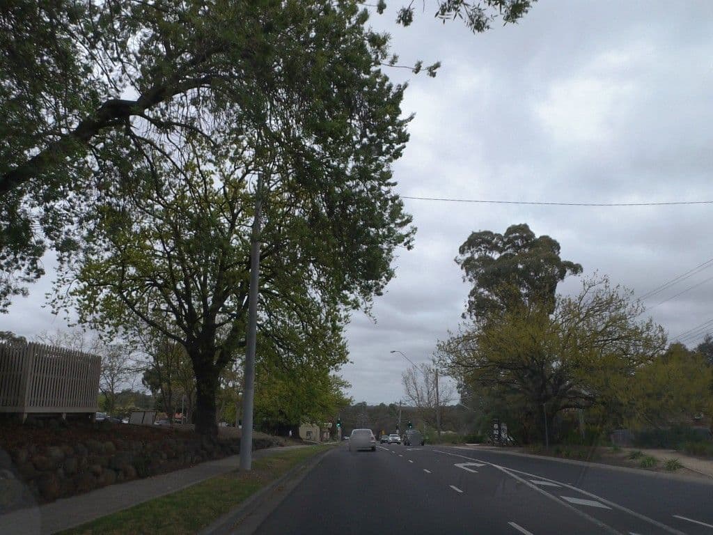 Street view near The Eltham Hotel, Eltham — © mander (CC BY-SA · Mapillary)