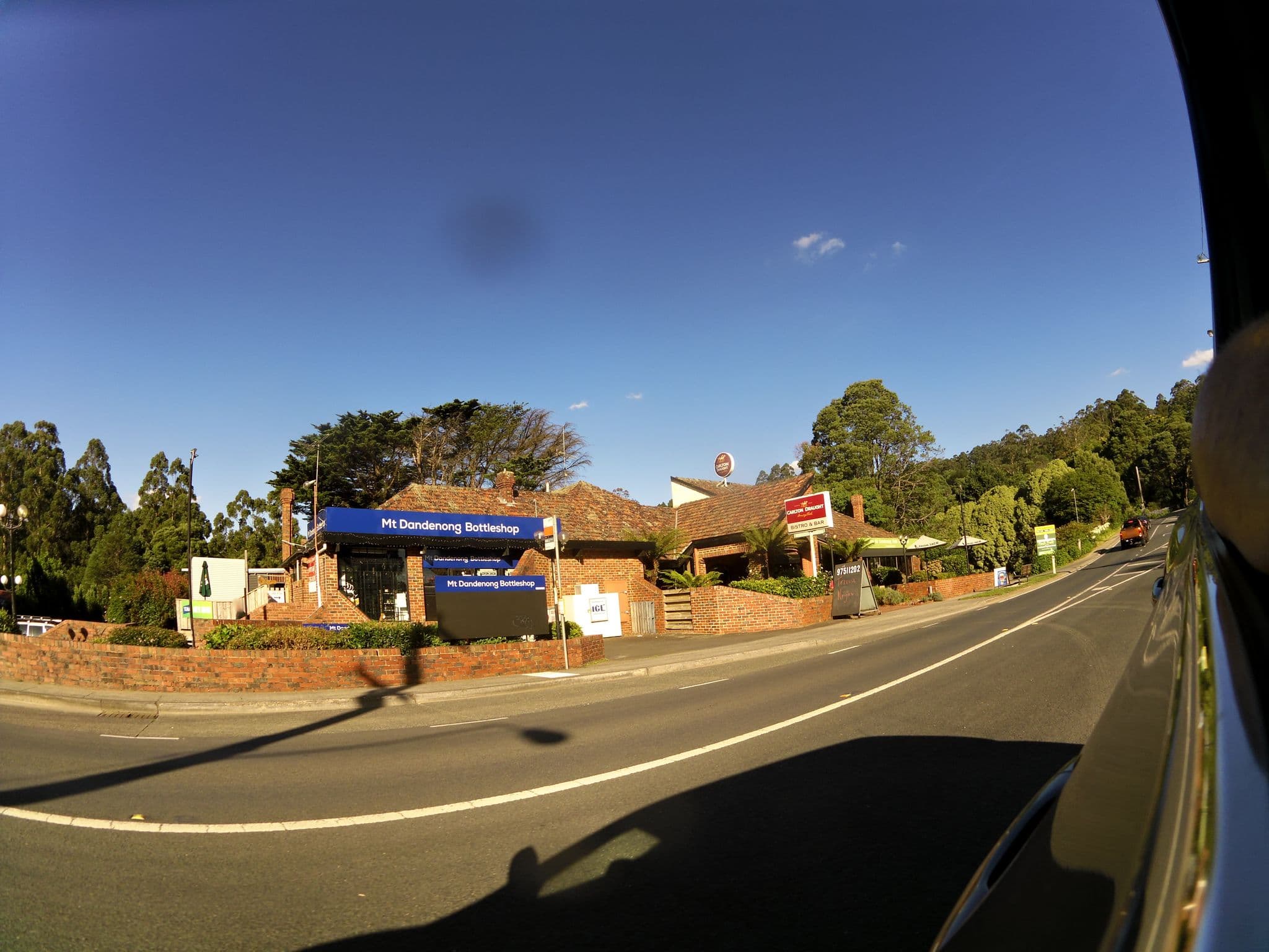 Street view near Mt. Dandenong Hotel, Olinda — © skillsy (CC BY-SA · Mapillary)