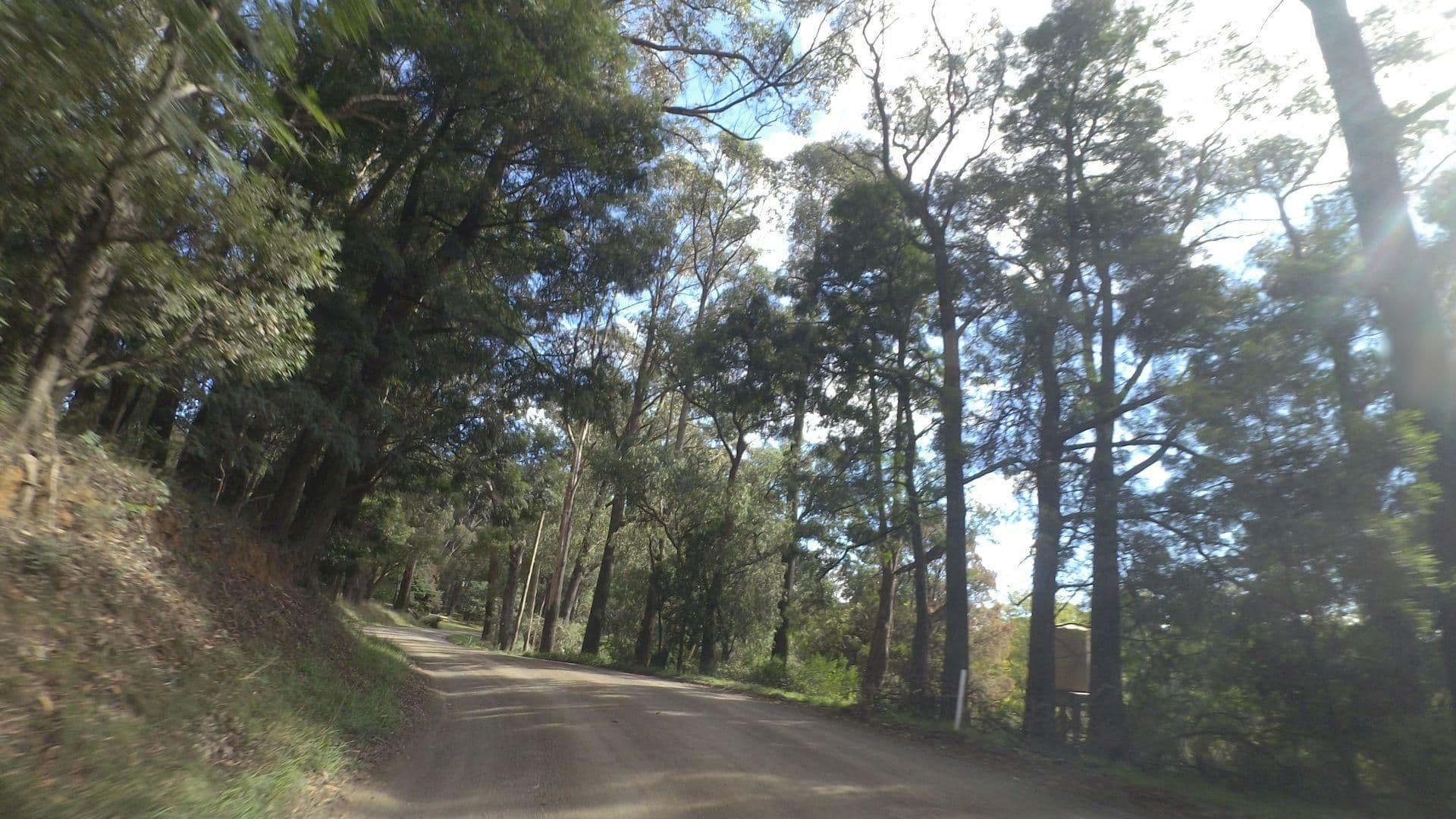 Street view near Gembrook Retreat, Gembrook — © mander (CC BY-SA · Mapillary)