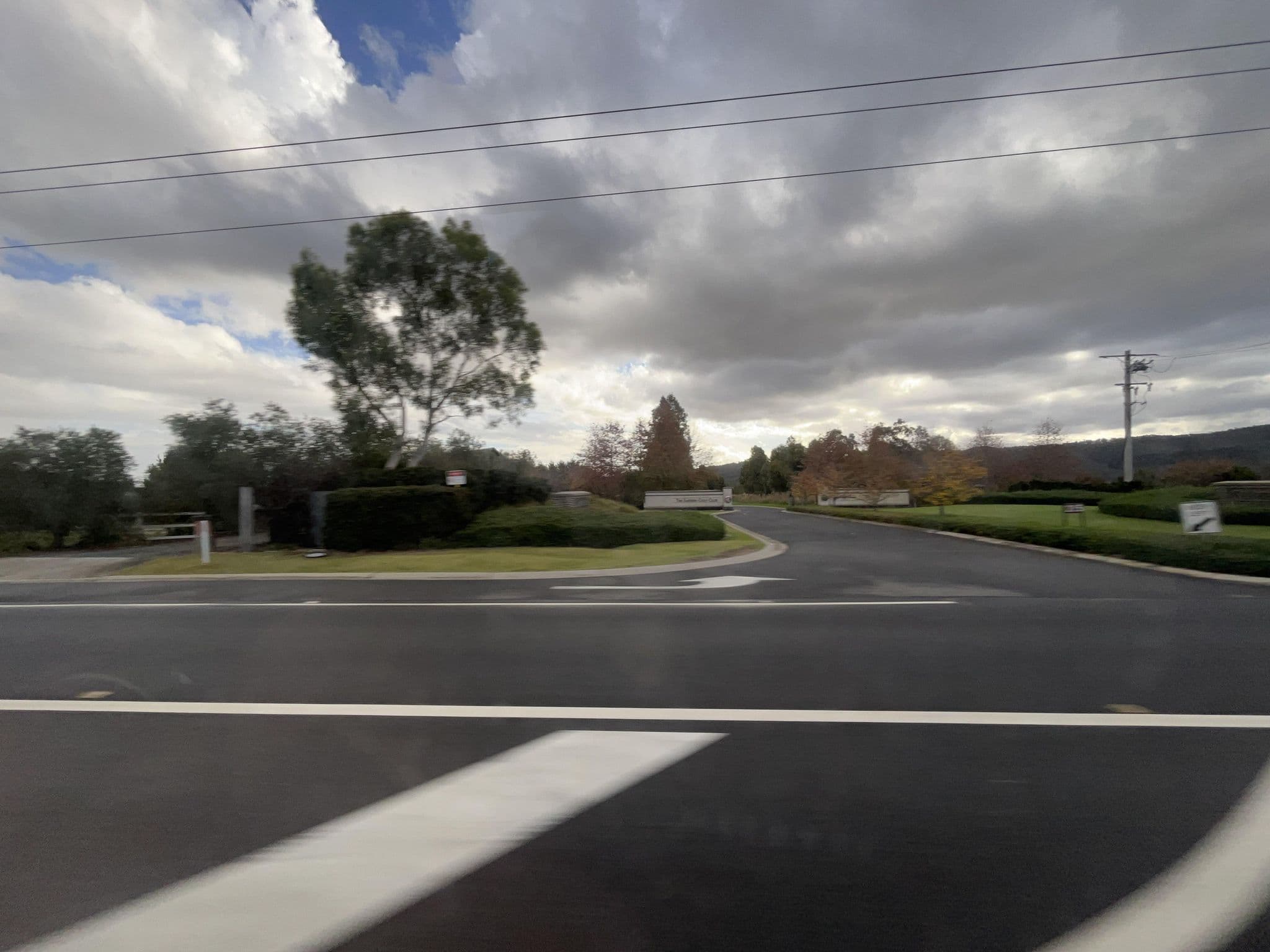 Street view near Yering Gorge Cottages, Coldstream — © DriveWithHoang (CC BY-SA · Mapillary)