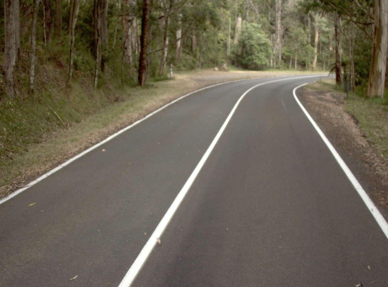 Street view near Villa Australis, Badger Creek — © vicroads (CC BY-SA · Mapillary)