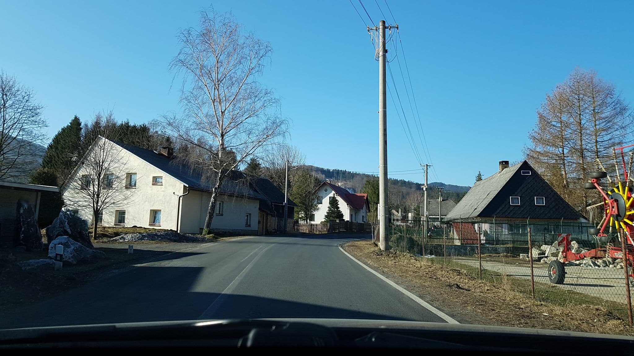 Street view near Penzion FaunaPark, Lipová-lázně — © richardc (CC BY-SA · Mapillary)