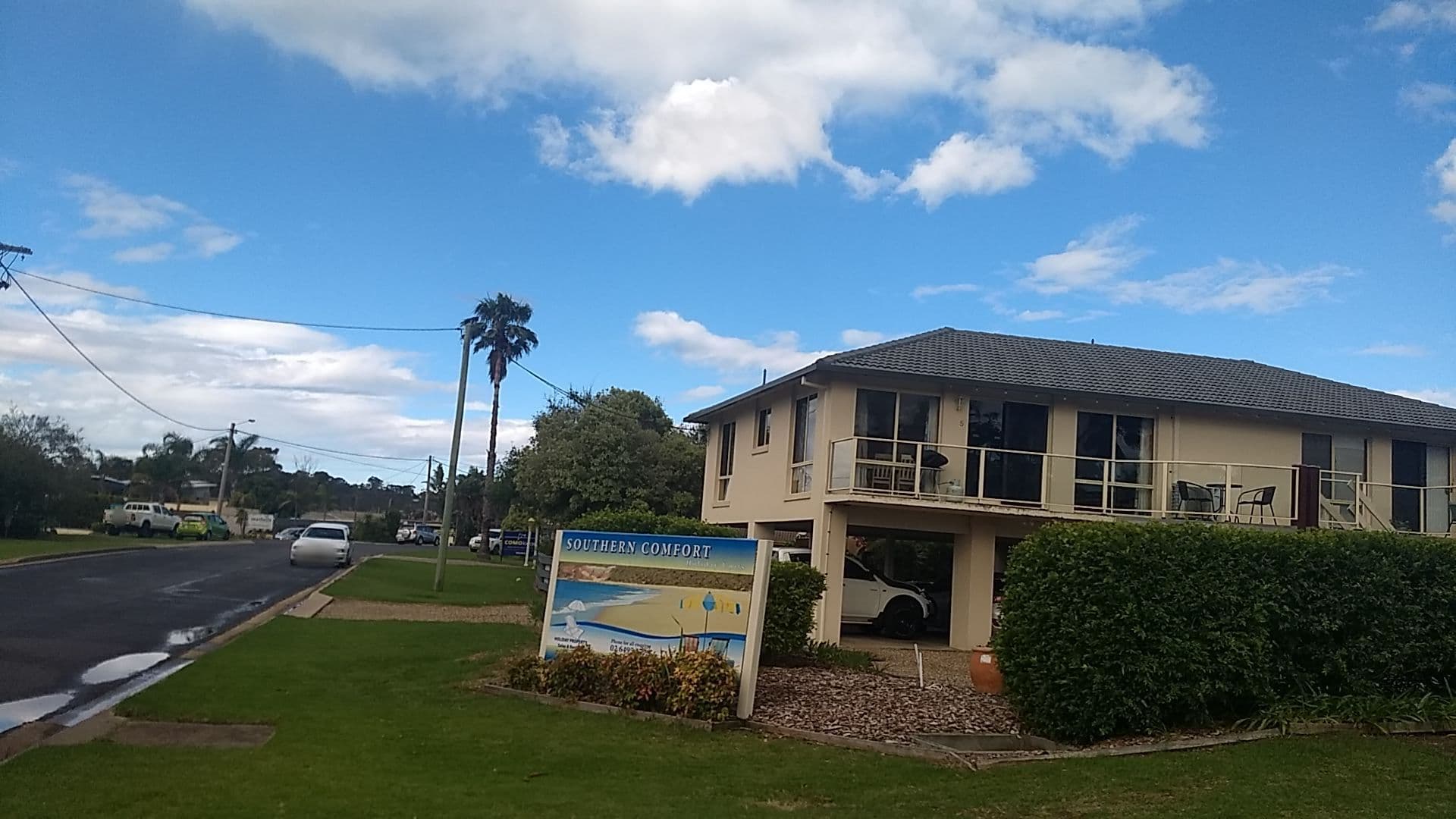 Street view near Tuscany Apartments, Merimbula — © jakecopp (CC BY-SA · Mapillary)